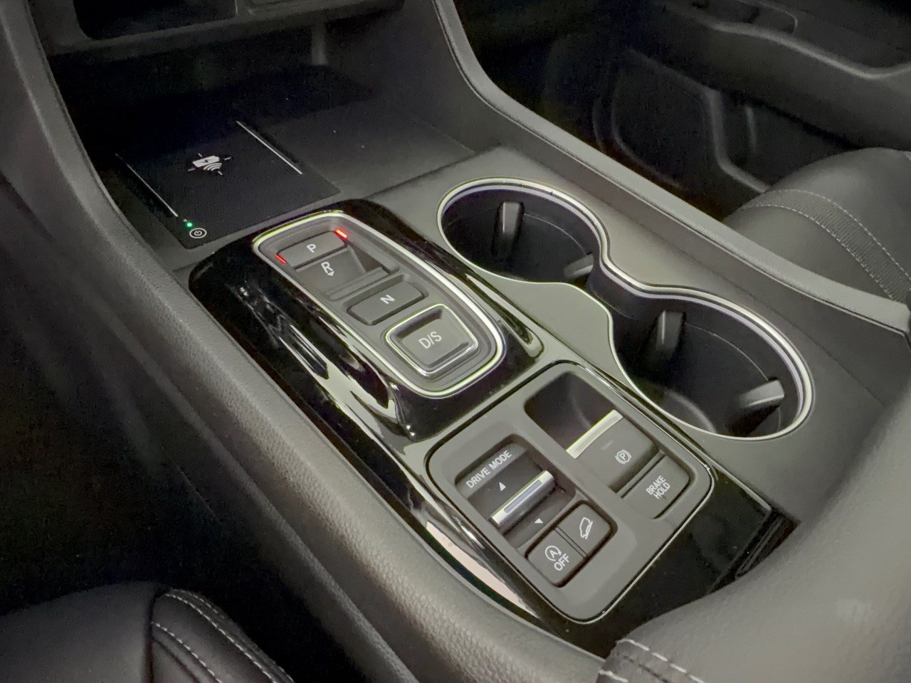 2024 Honda Pilot Touring - Photo 21