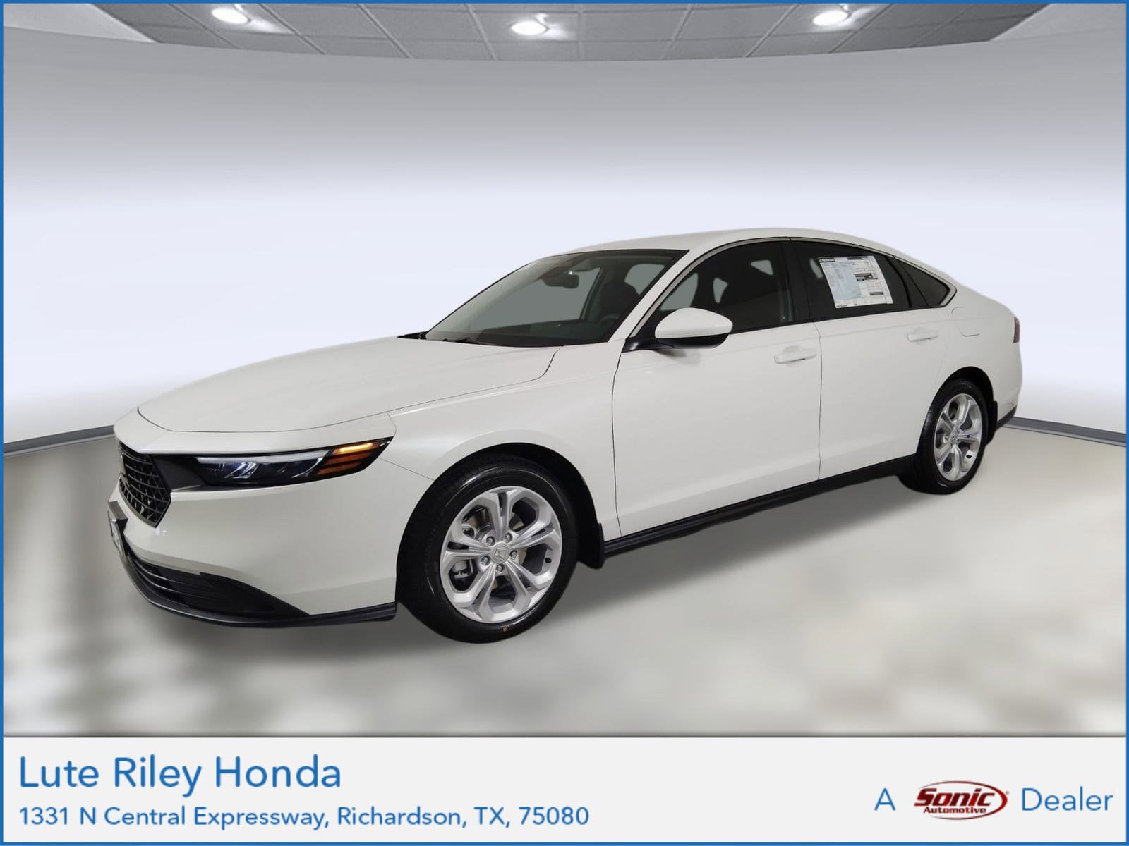 2025 Honda Accord LX's photo