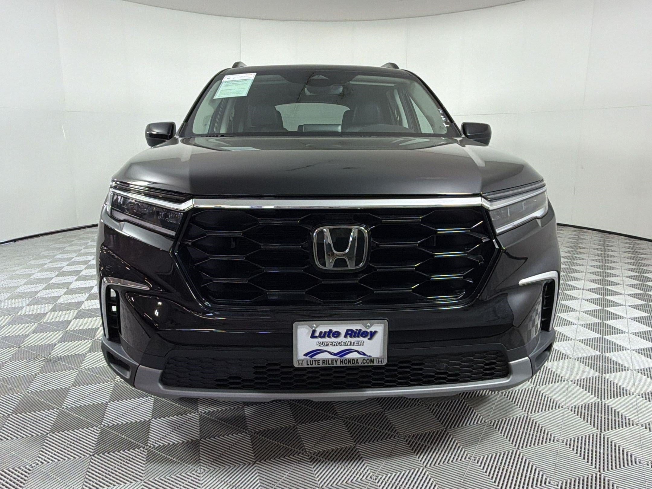 2023 Honda Pilot Touring - Photo 6