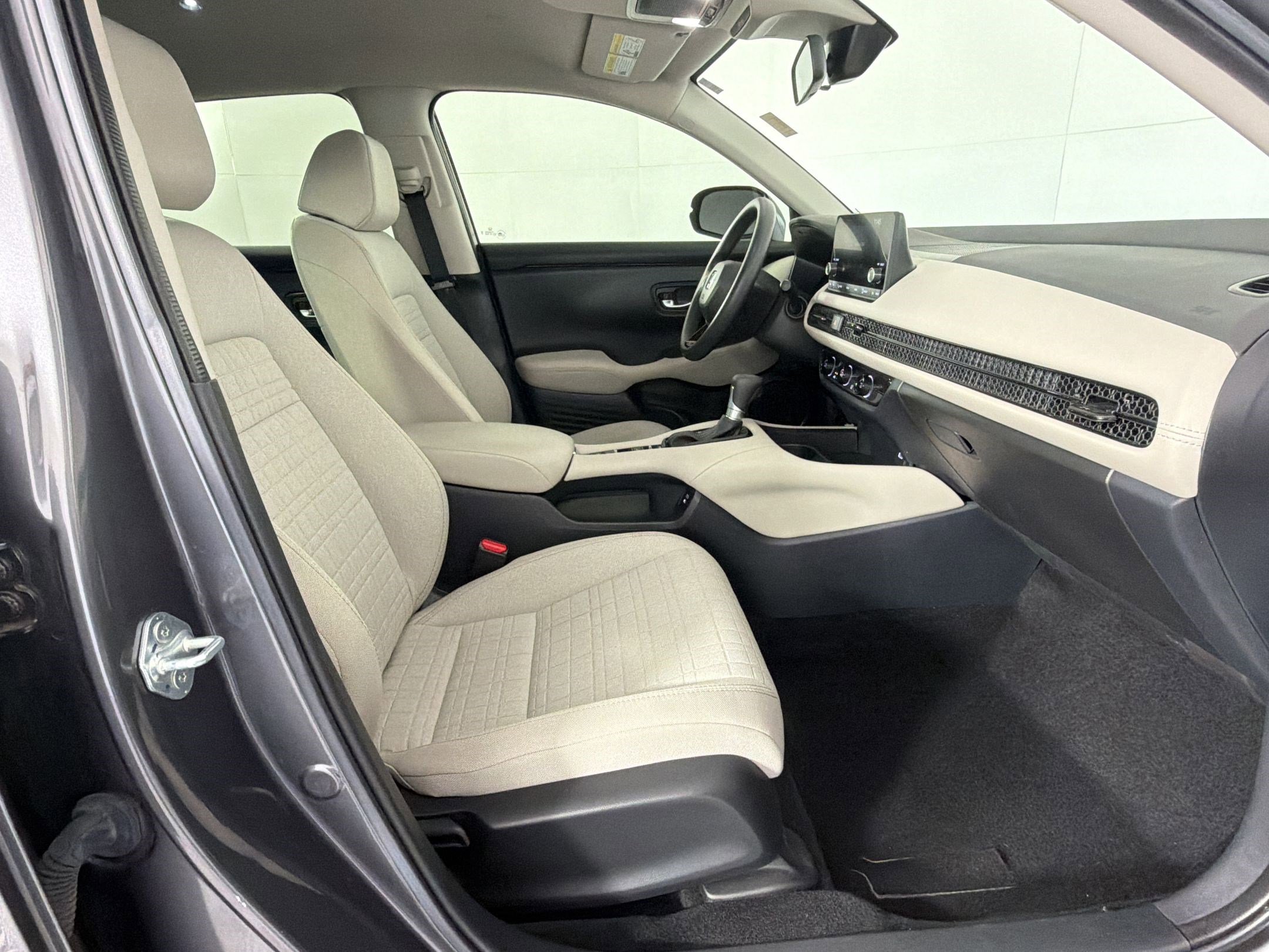 2025 Honda HR-V LX - Photo 29