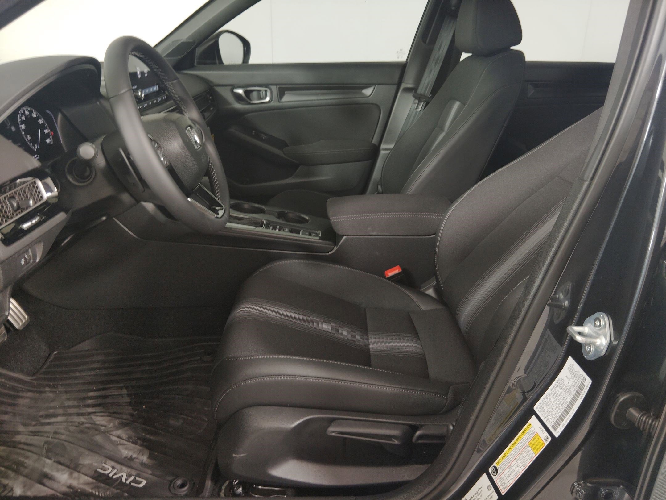 2026 Honda Civic Hybrid Sport photo 3