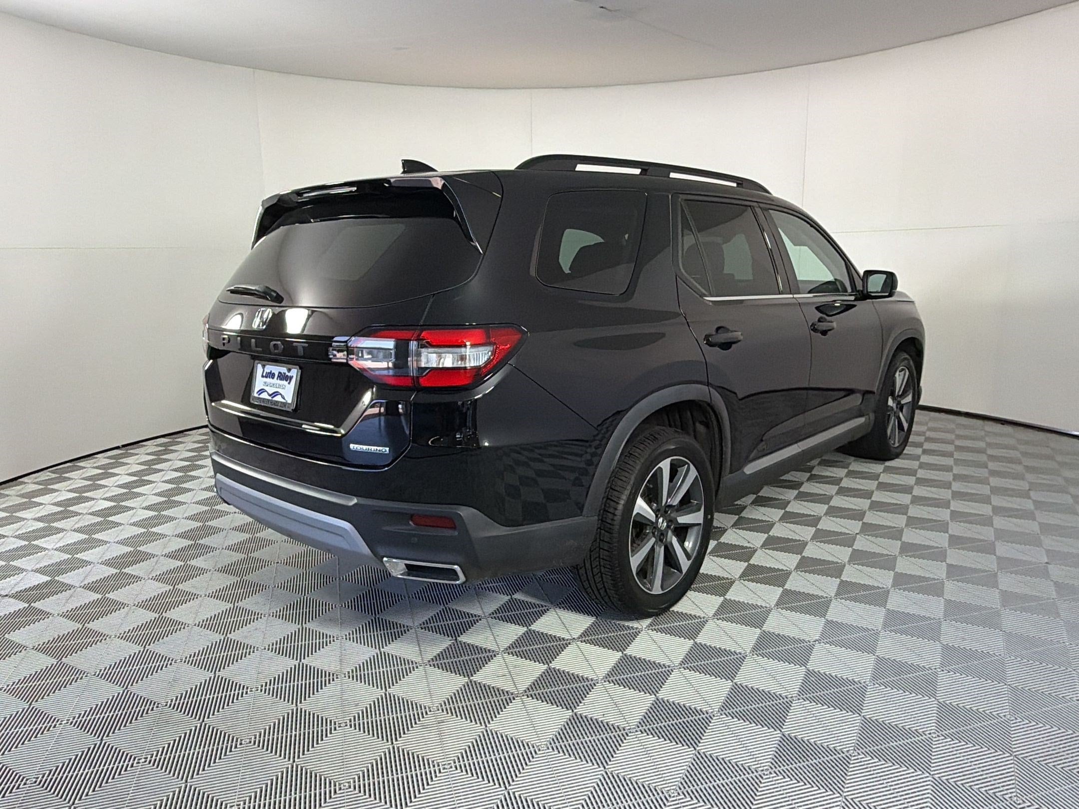 2023 Honda Pilot Touring - Photo 9