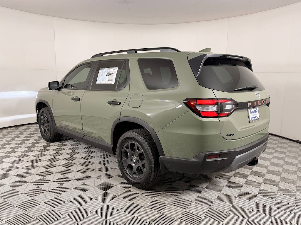 New 2026 Honda Pilot TrailSport SUV