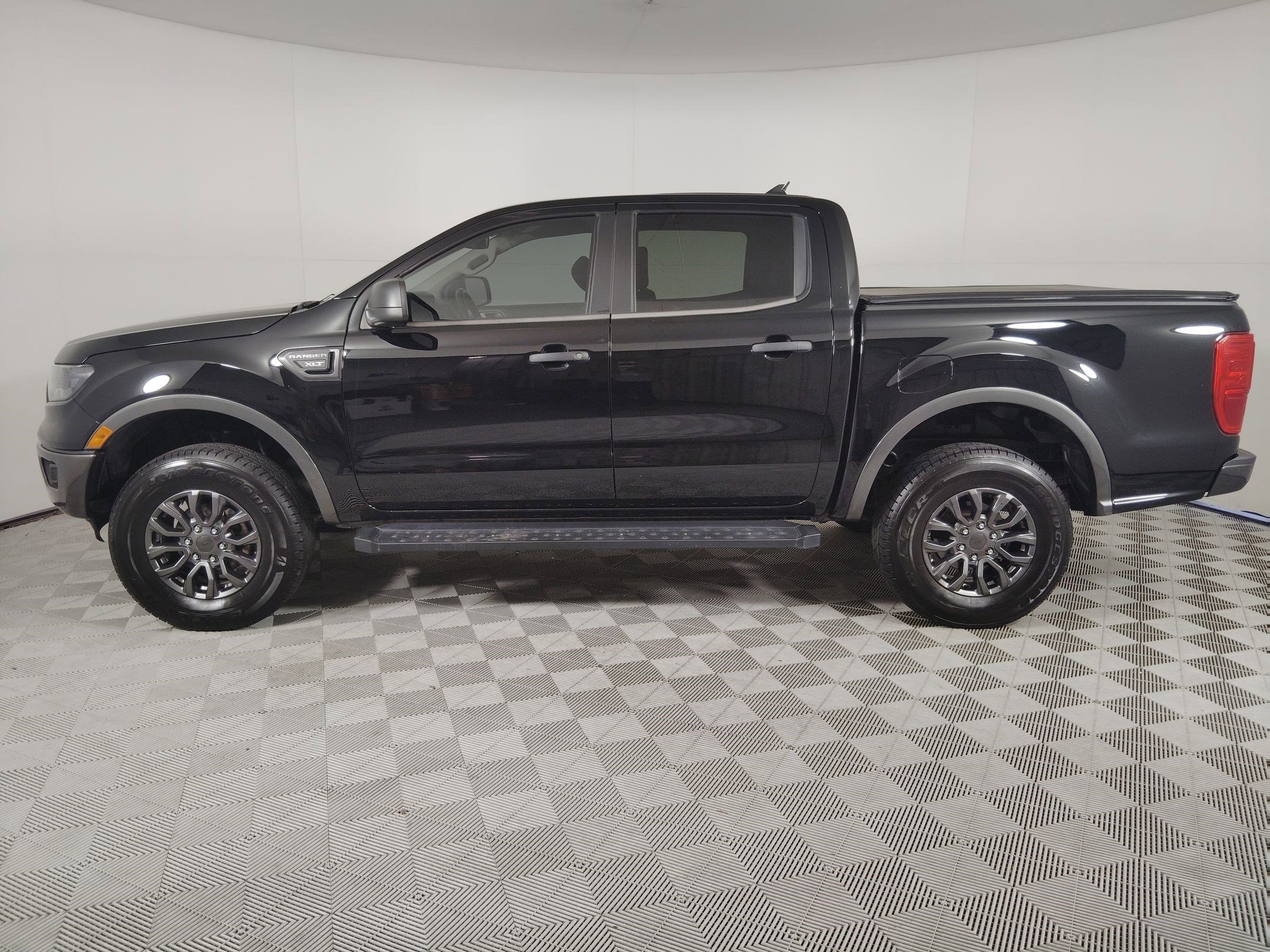 2020 Ford Ranger XLT photo 2