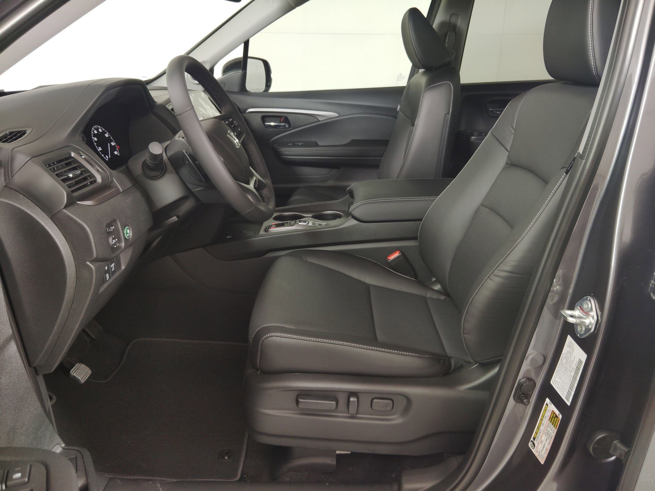 2026 Honda Ridgeline RTL photo 3