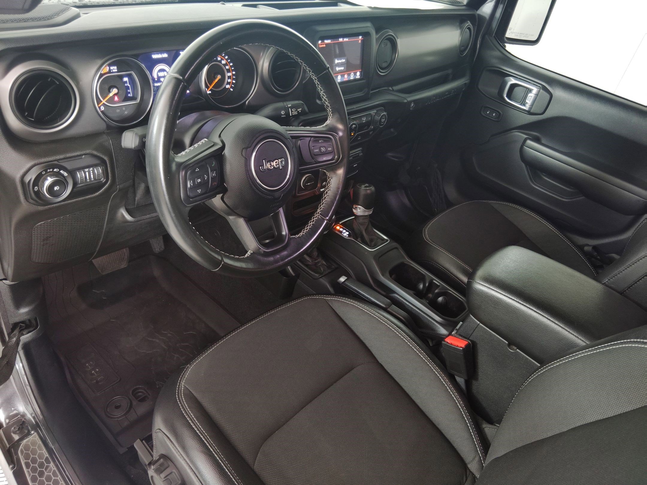 2021 Jeep Wrangler Sport photo 4