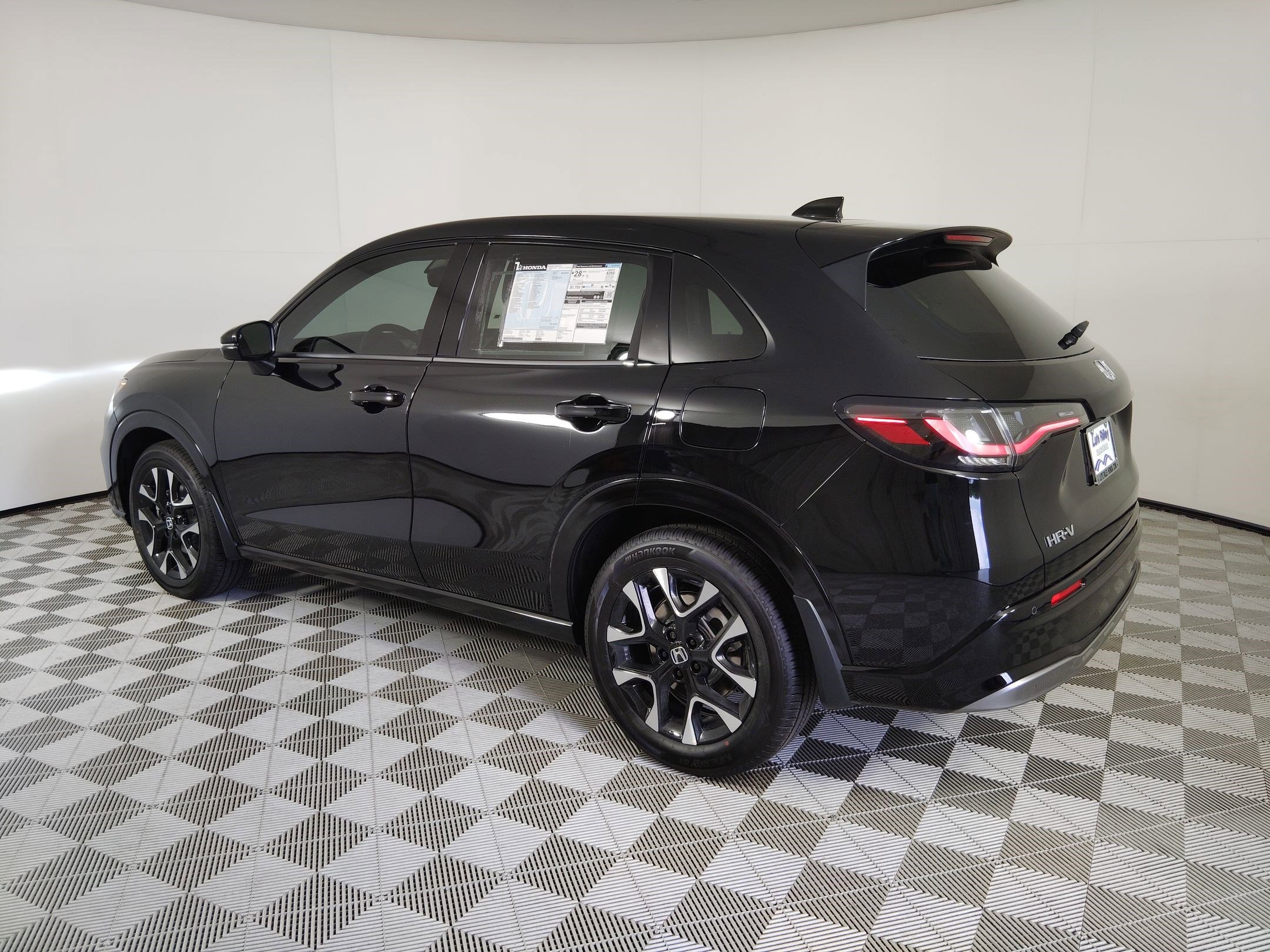 2026 Honda HR-V EX-L photo 3
