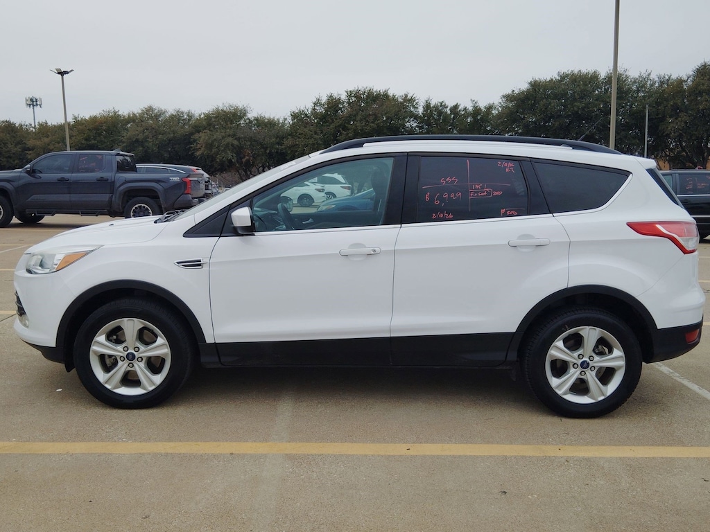 Used 2016 Ford Escape SE SUV