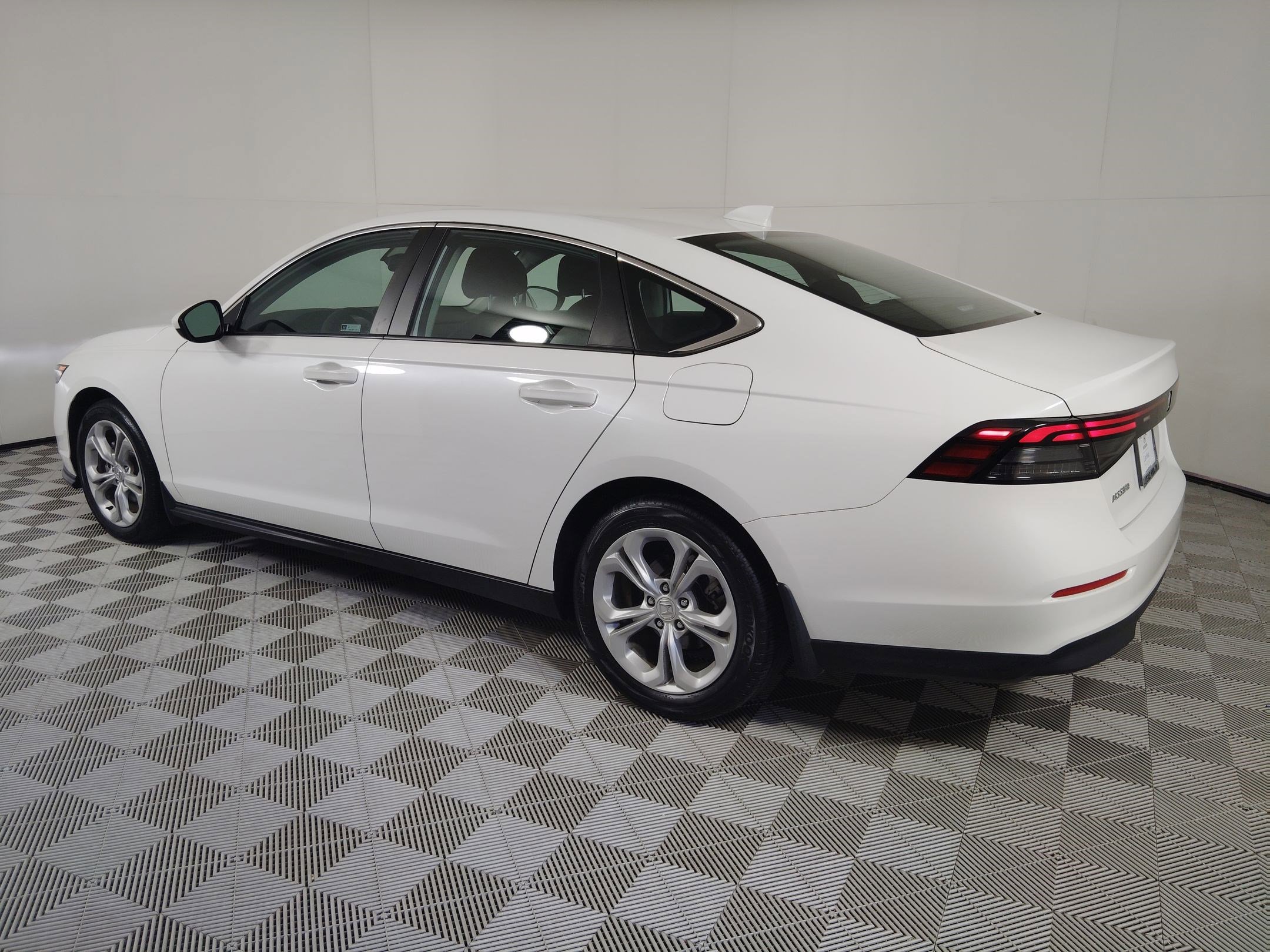 2024 Honda Accord LX photo 3