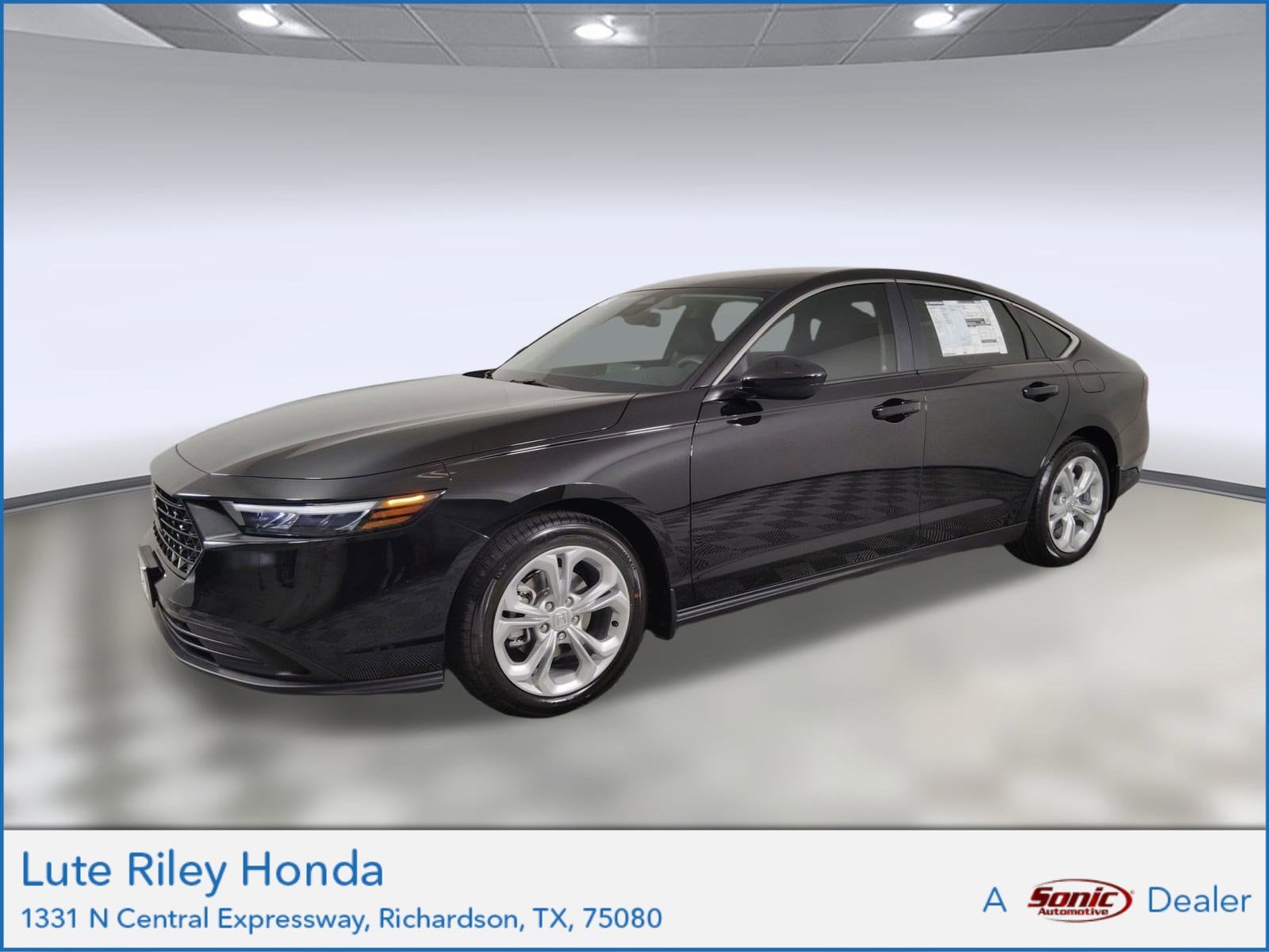 2025 Honda Accord LX's photo