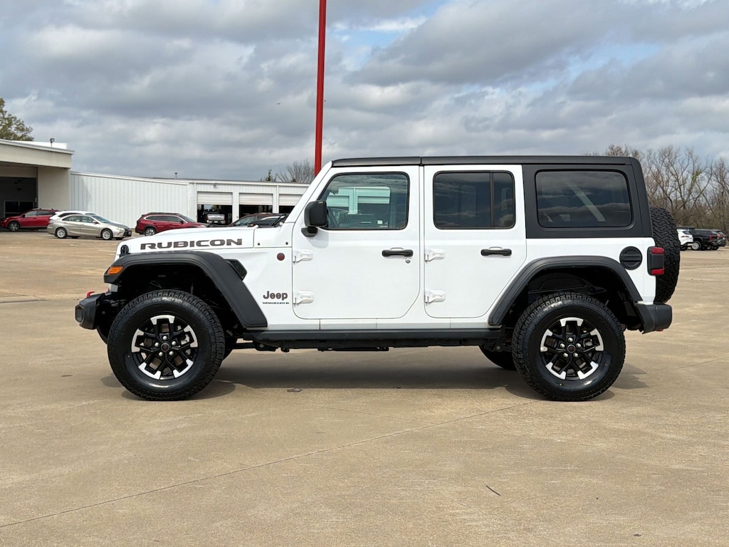 Used 2025 Jeep Wrangler Rubicon SUV