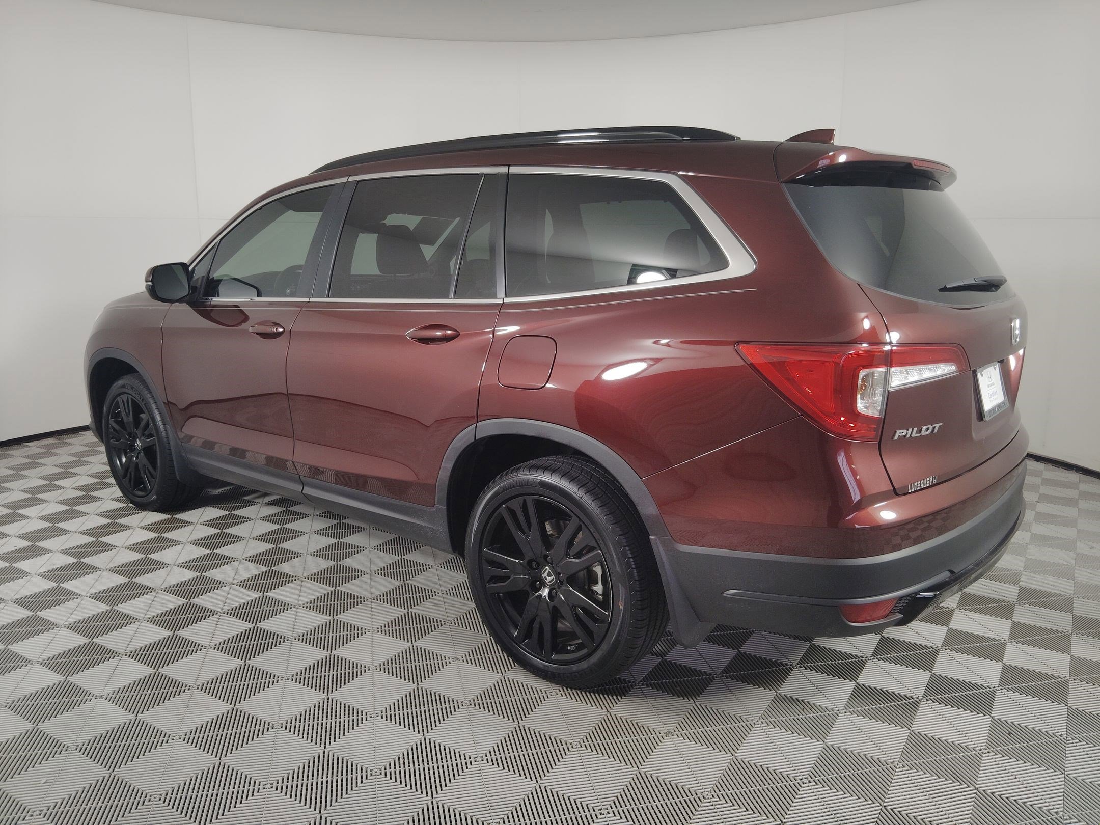 2022 Honda Pilot Special Edition photo 3