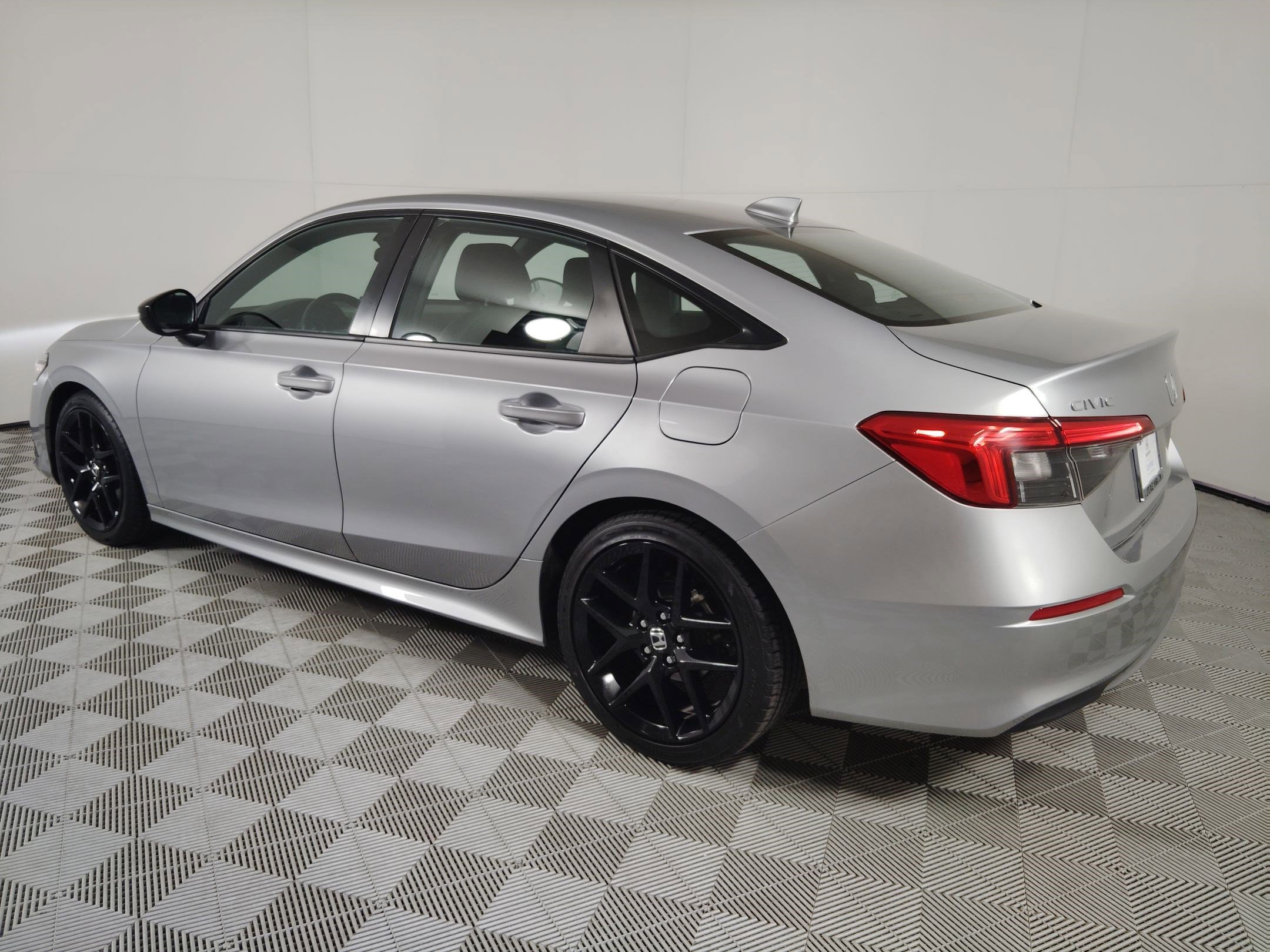 2024 Honda Civic Sport photo 2