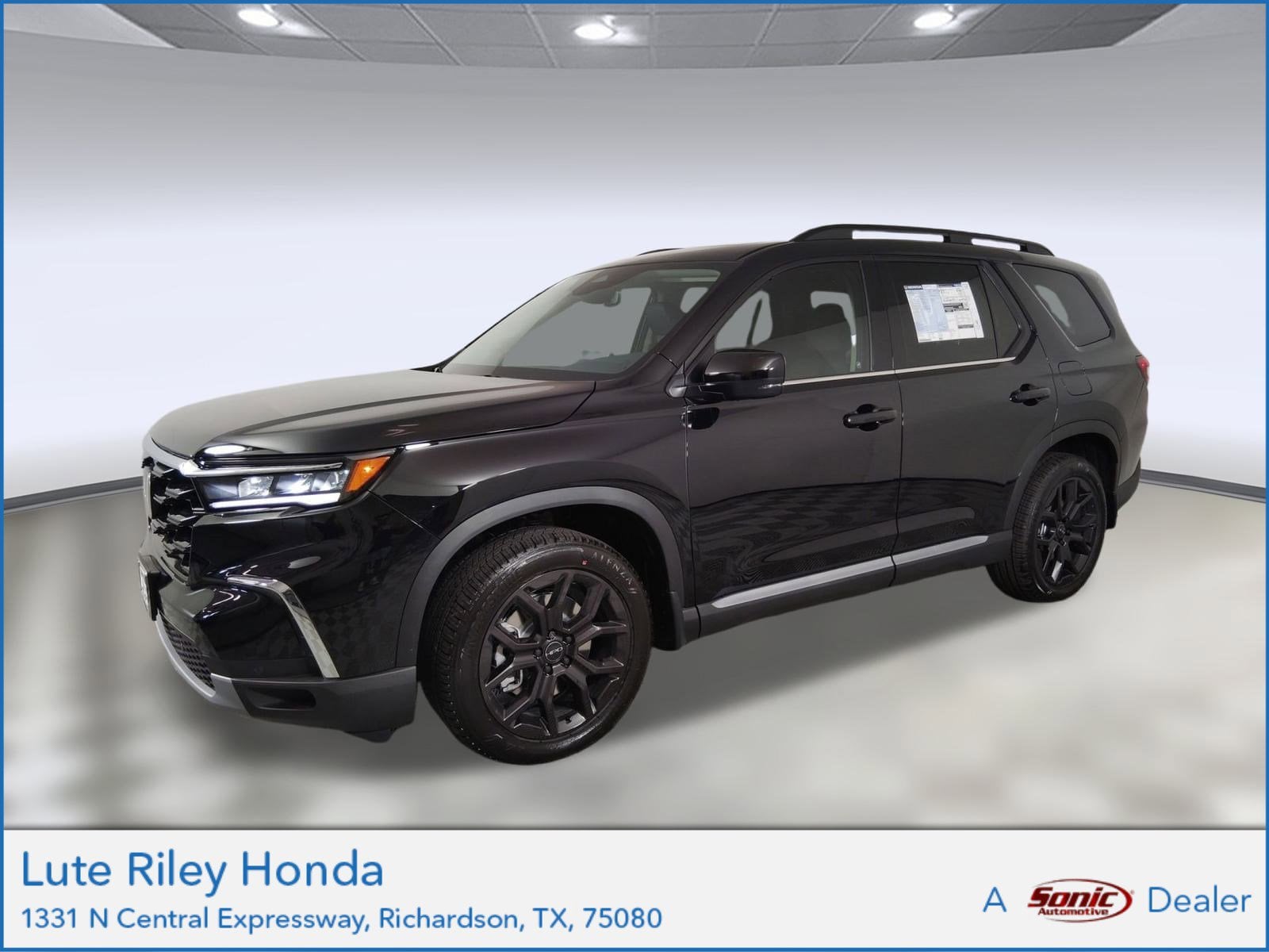 2025 Honda Pilot Touring's photo