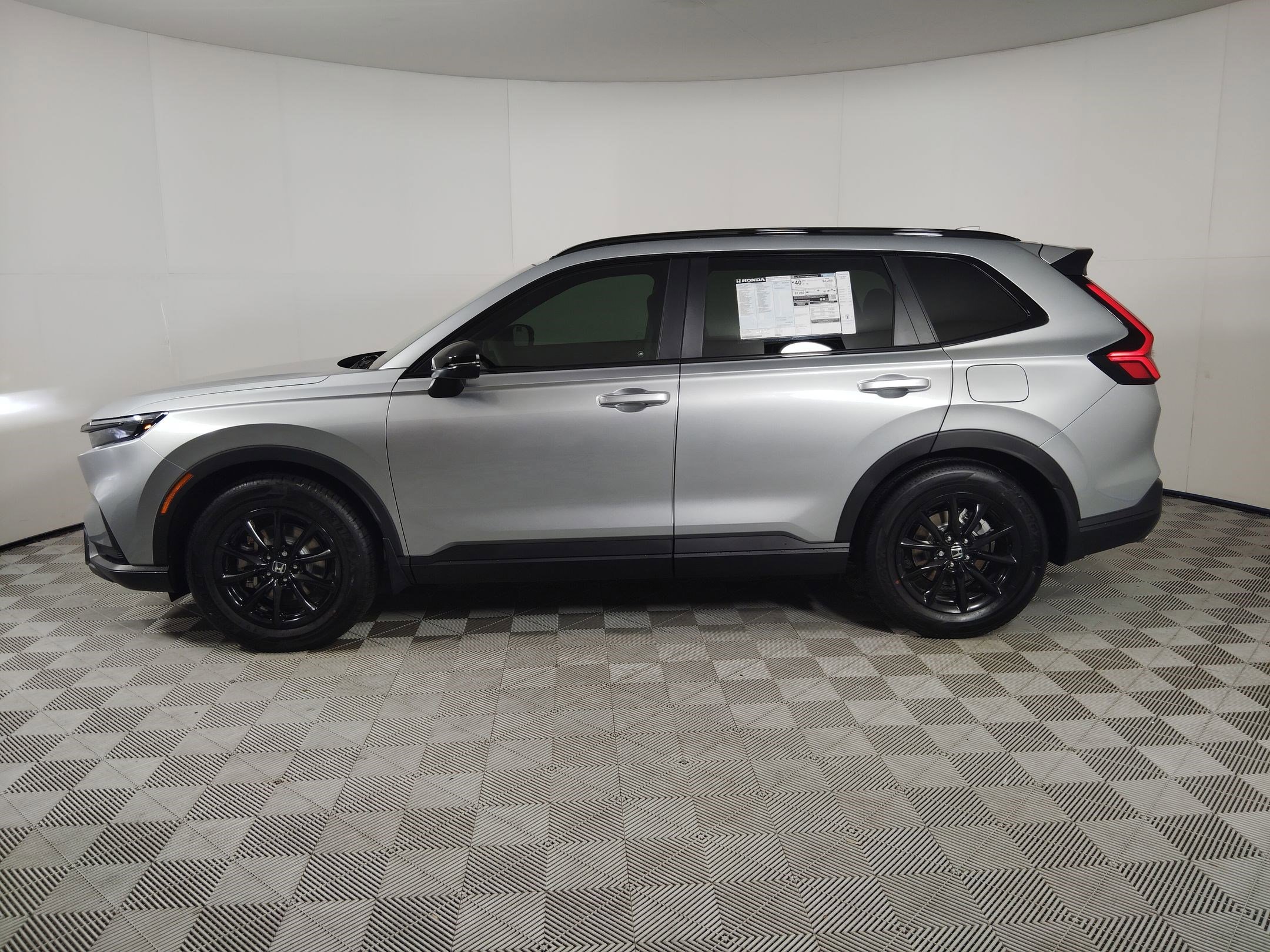 2026 Honda CR-V Hybrid Sport photo 2