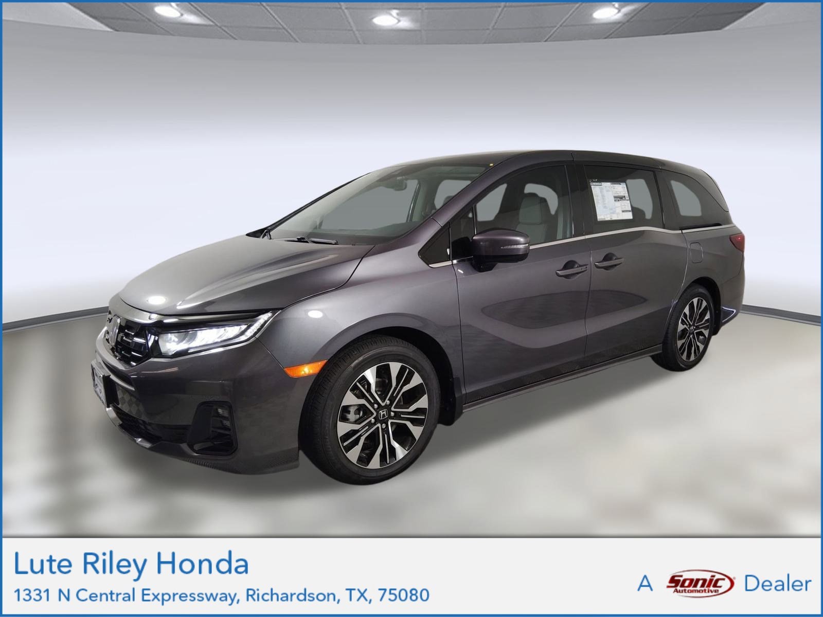 2026 Honda Odyssey Elite's photo
