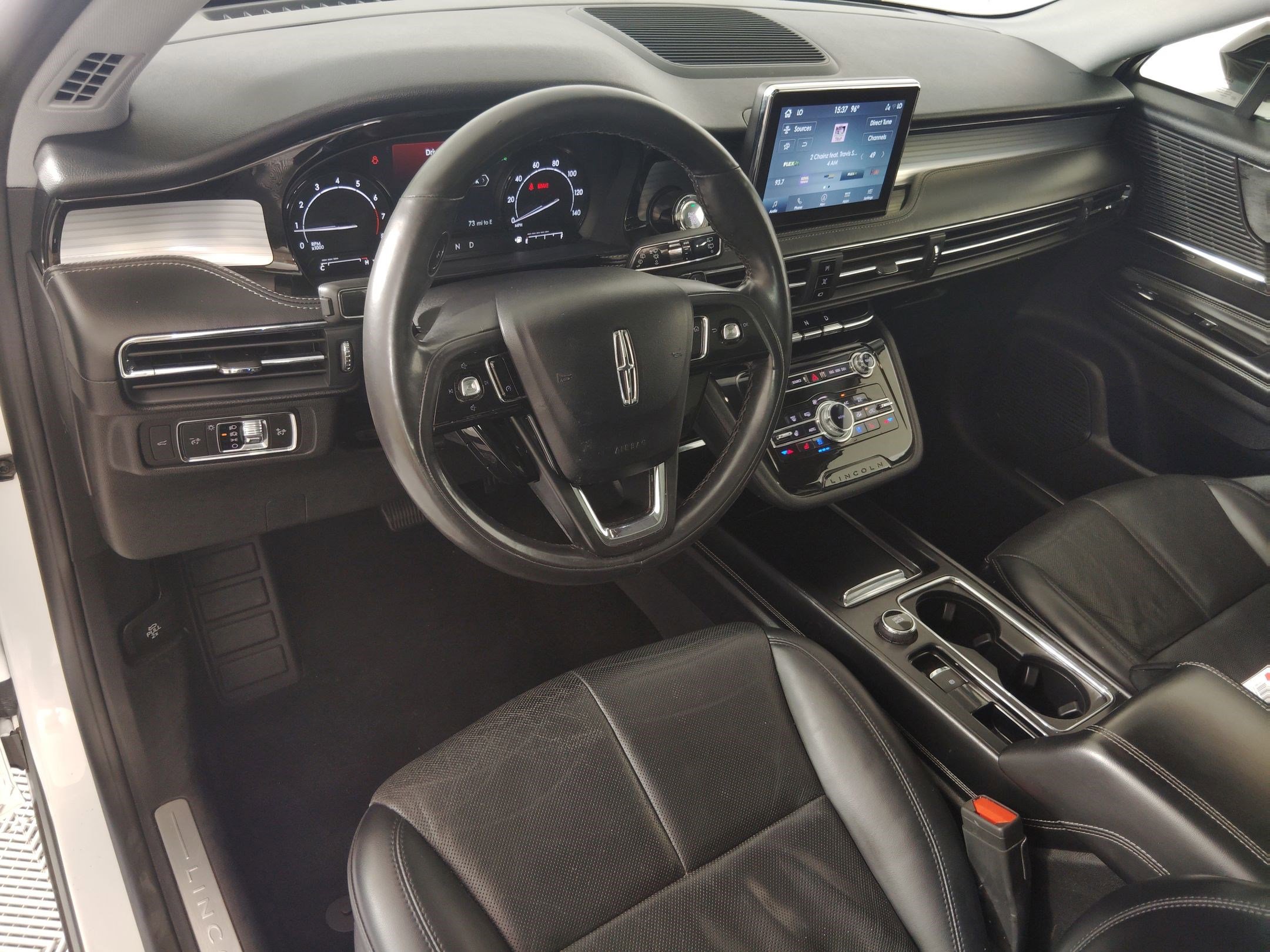 2022 Lincoln Corsair Standard photo 4