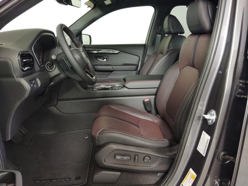 New 2025 Honda Pilot Black Edition SUV