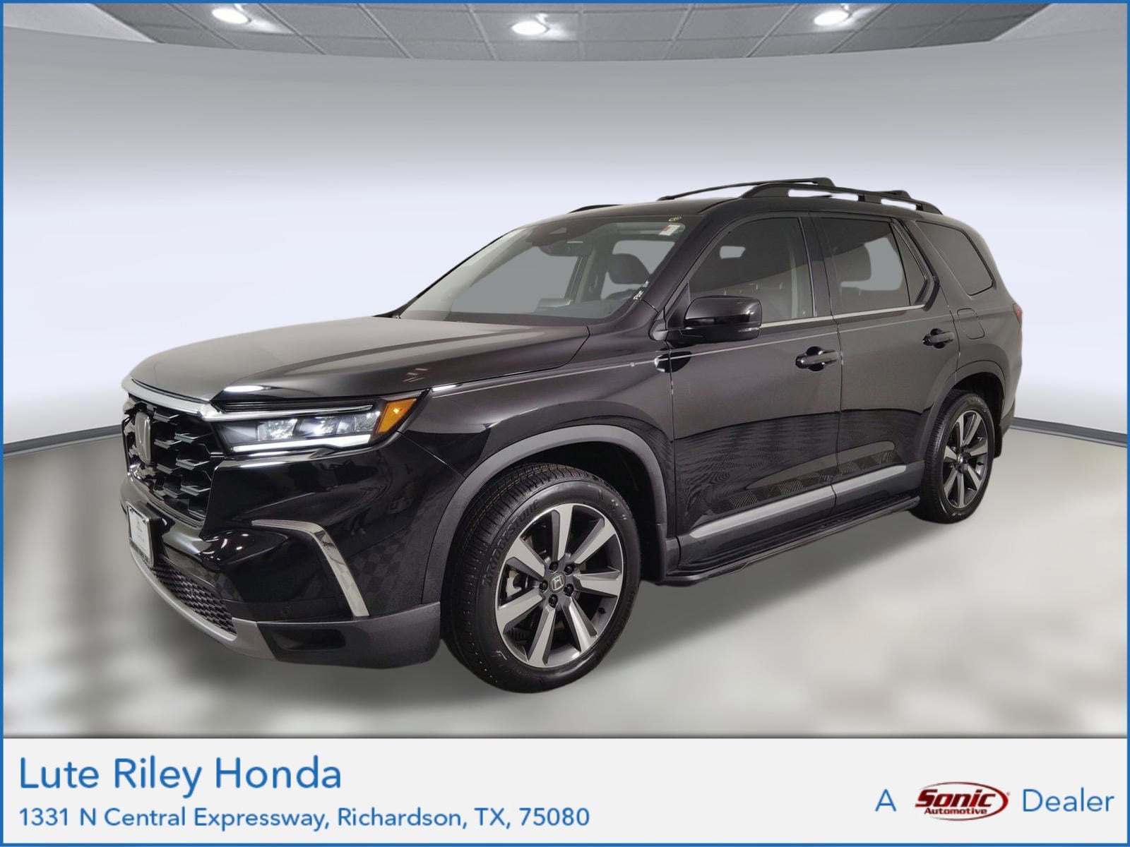 2023 Honda Pilot Touring's photo