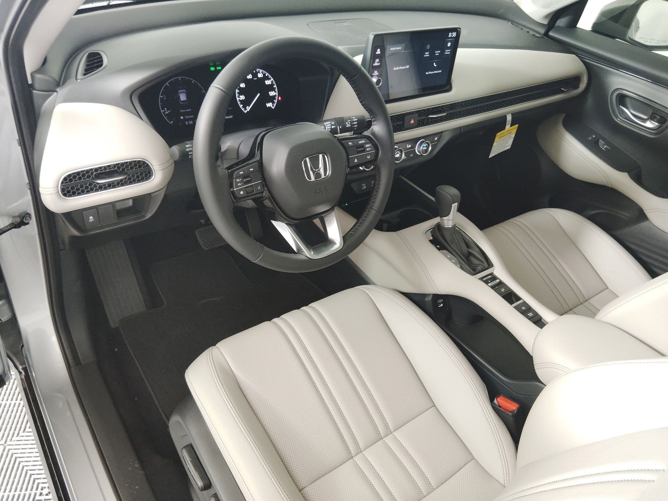 2026 Honda HR-V EX-L photo 4