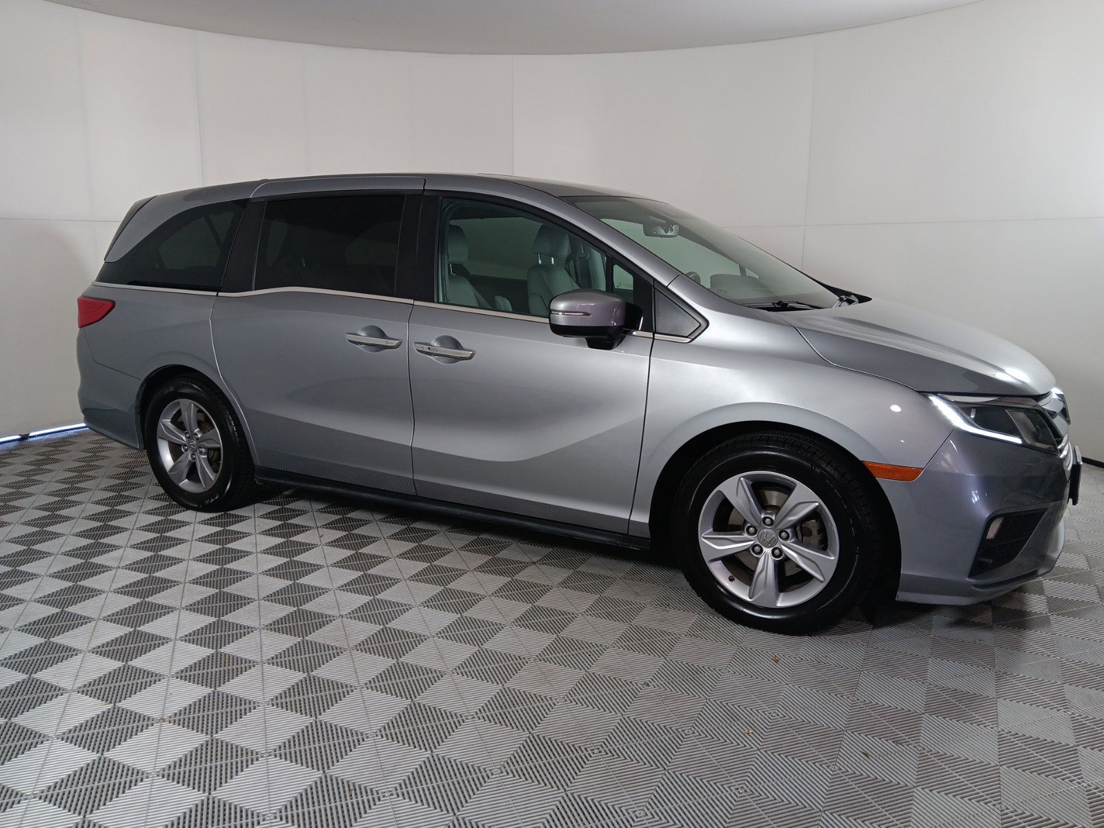 Used 2020 Honda Odyssey EX-L with VIN 5FNRL6H71LB063987 for sale in Richardson, TX