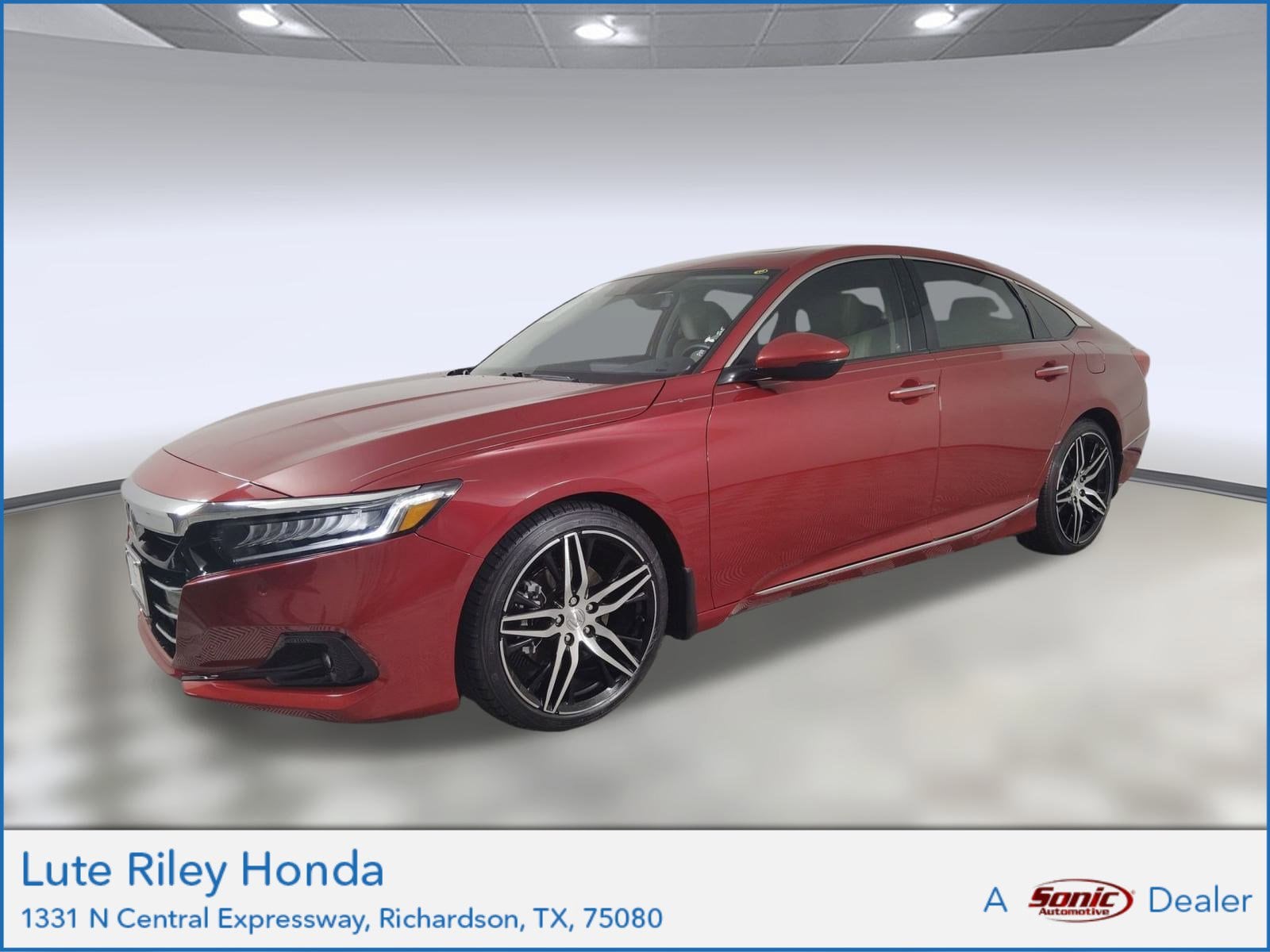 2021 Honda Accord Touring's photo