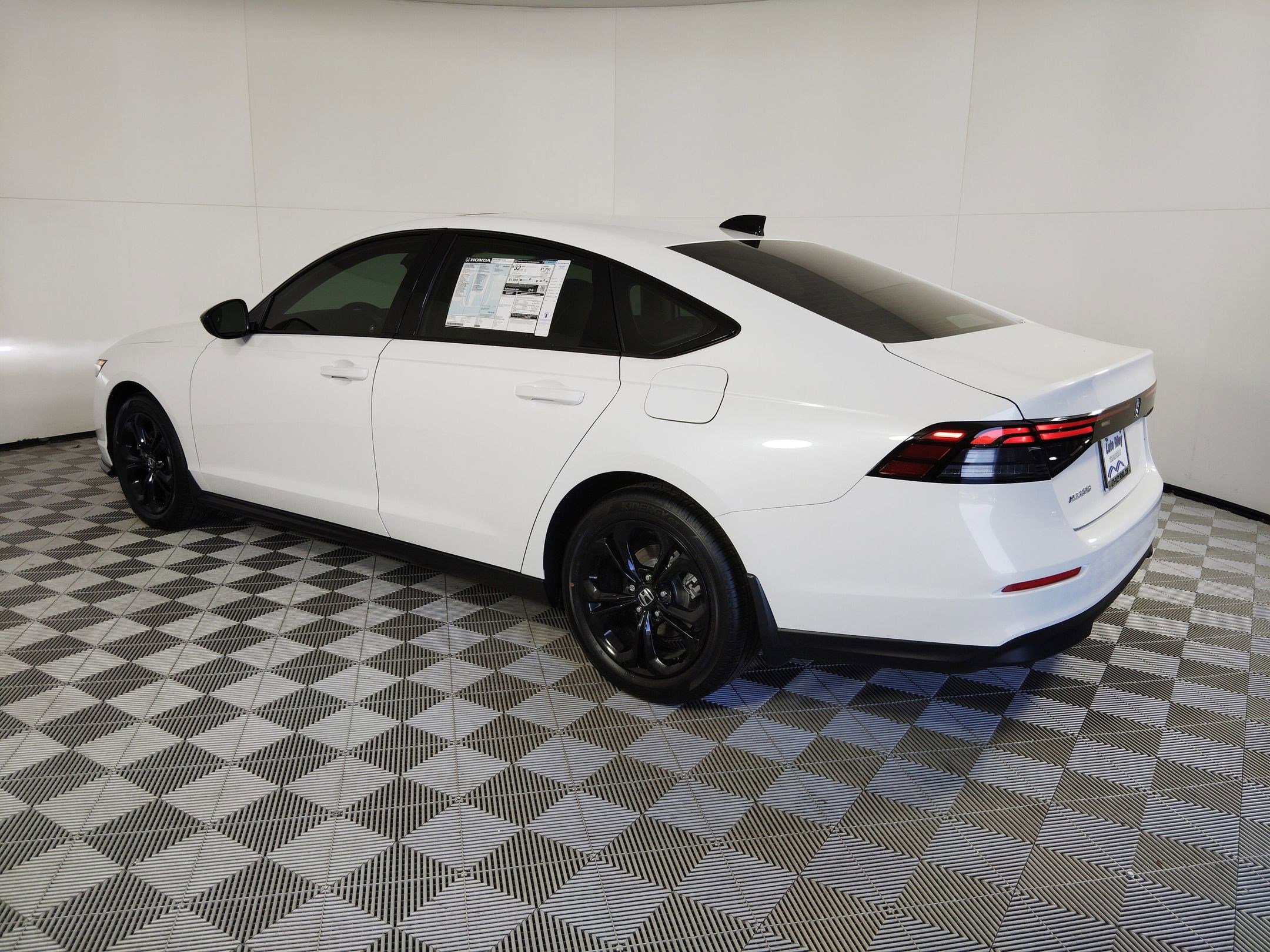 2025 Honda Accord SE photo 3