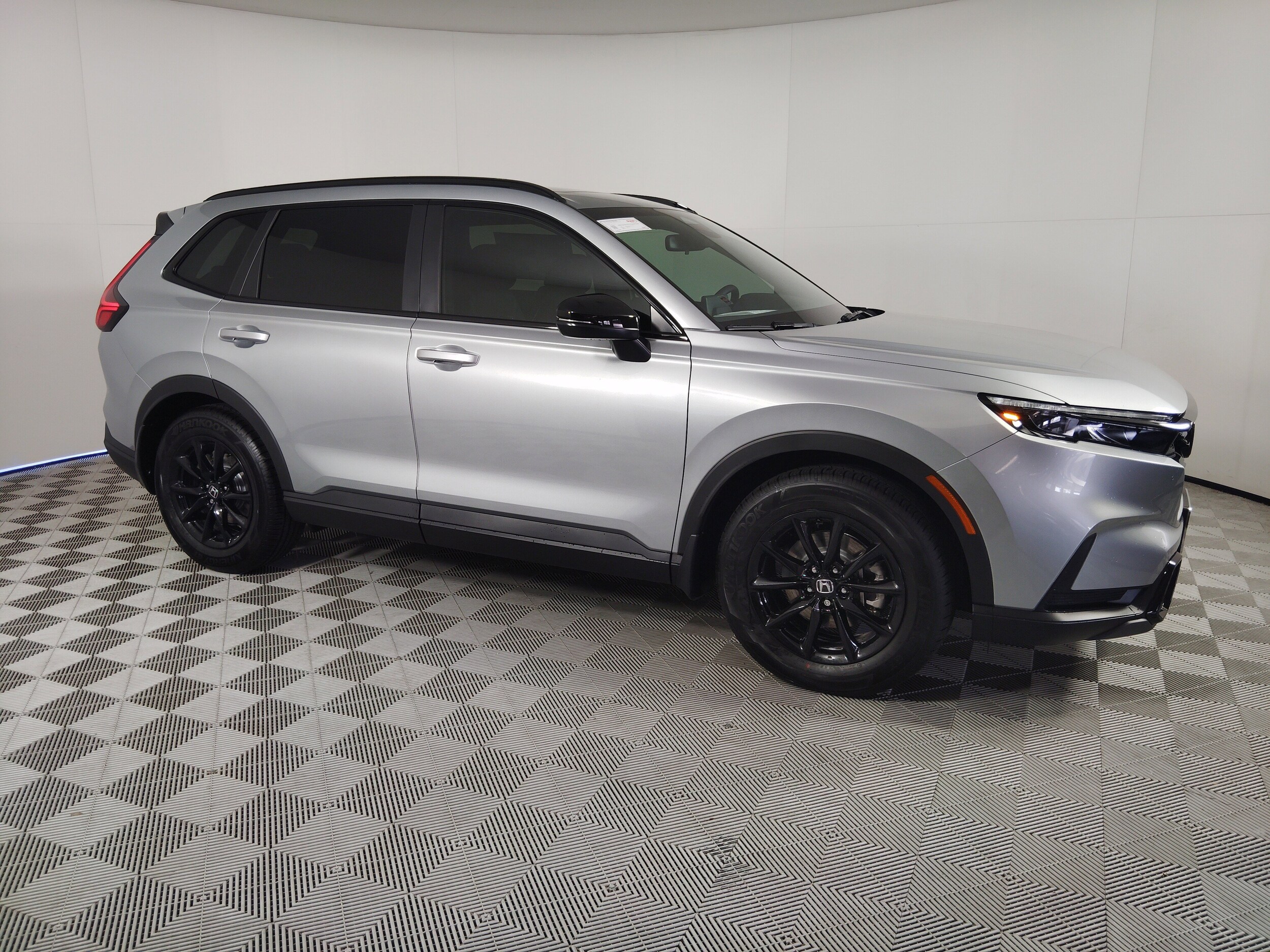 2026 Honda CR-V Hybrid Sport photo 2