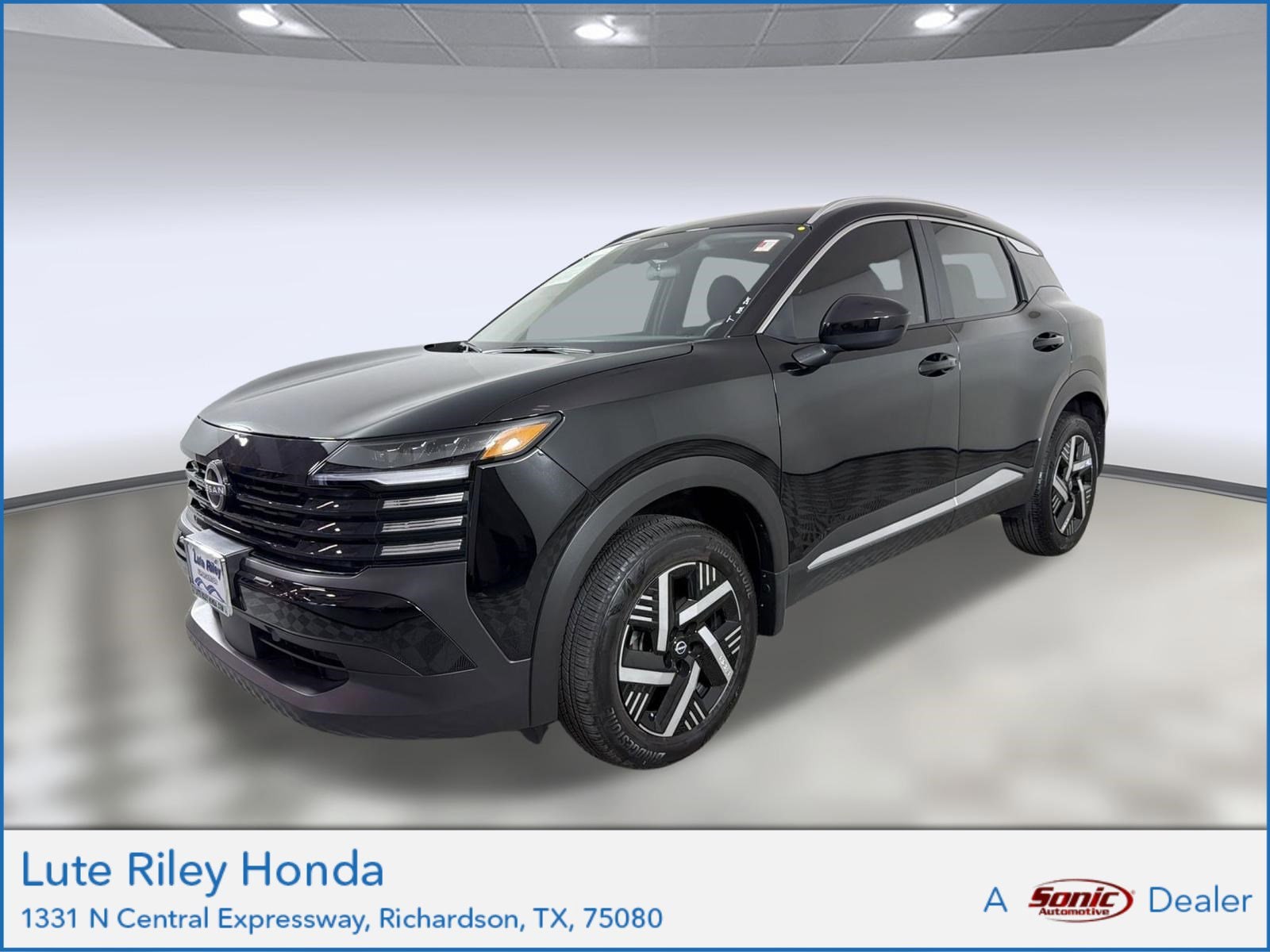 2026 Nissan Kicks 2.0 SV's photo