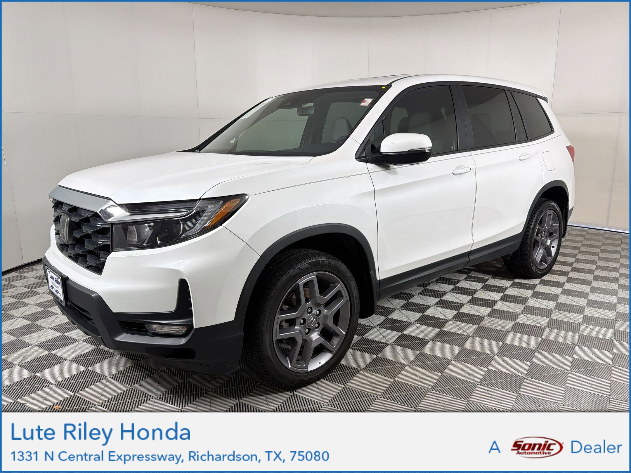 2023 Honda Passport 3.5 EX-L 4WD Auto's photo