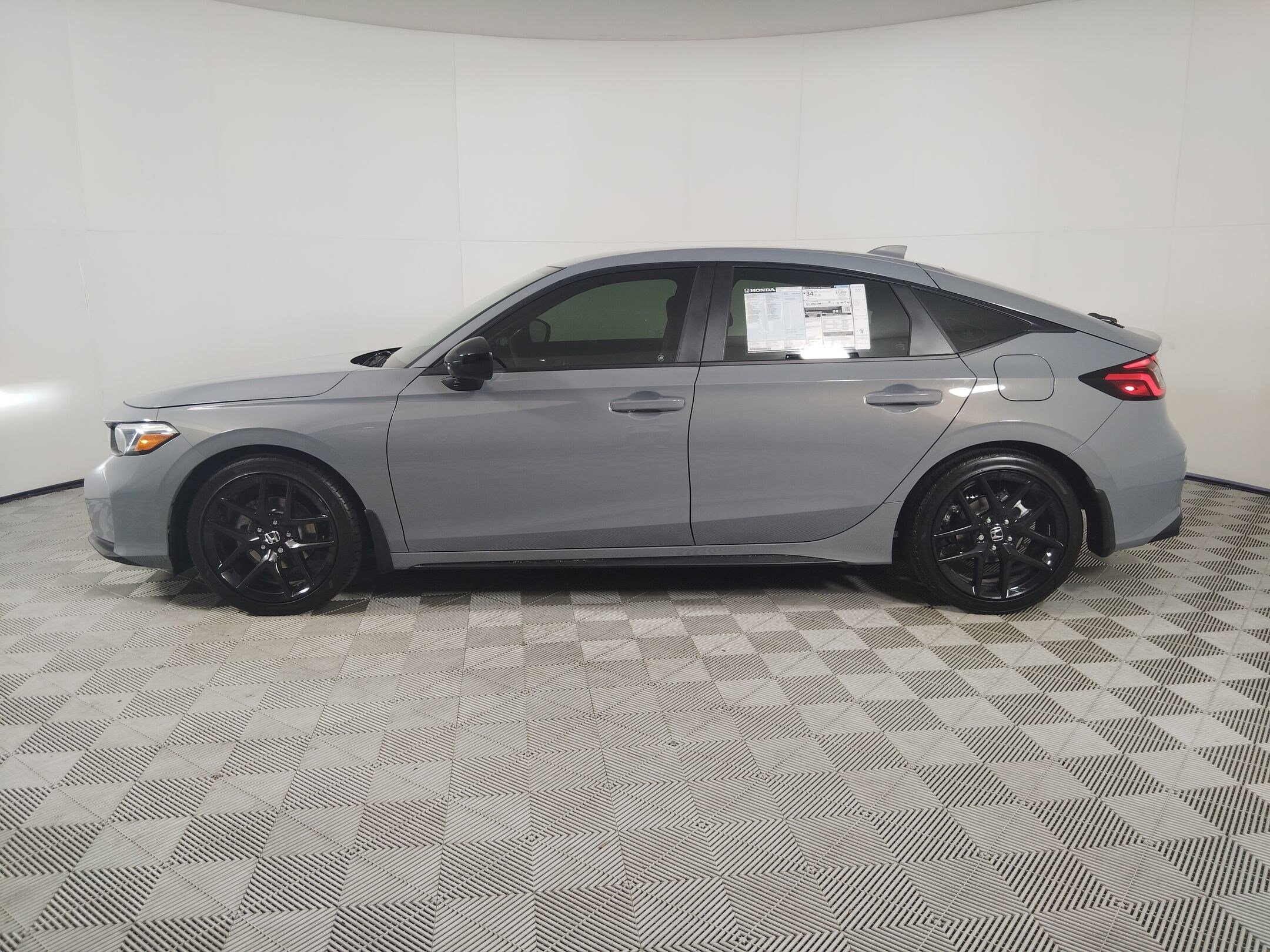 2026 Honda Civic Sport Hatchback photo 2