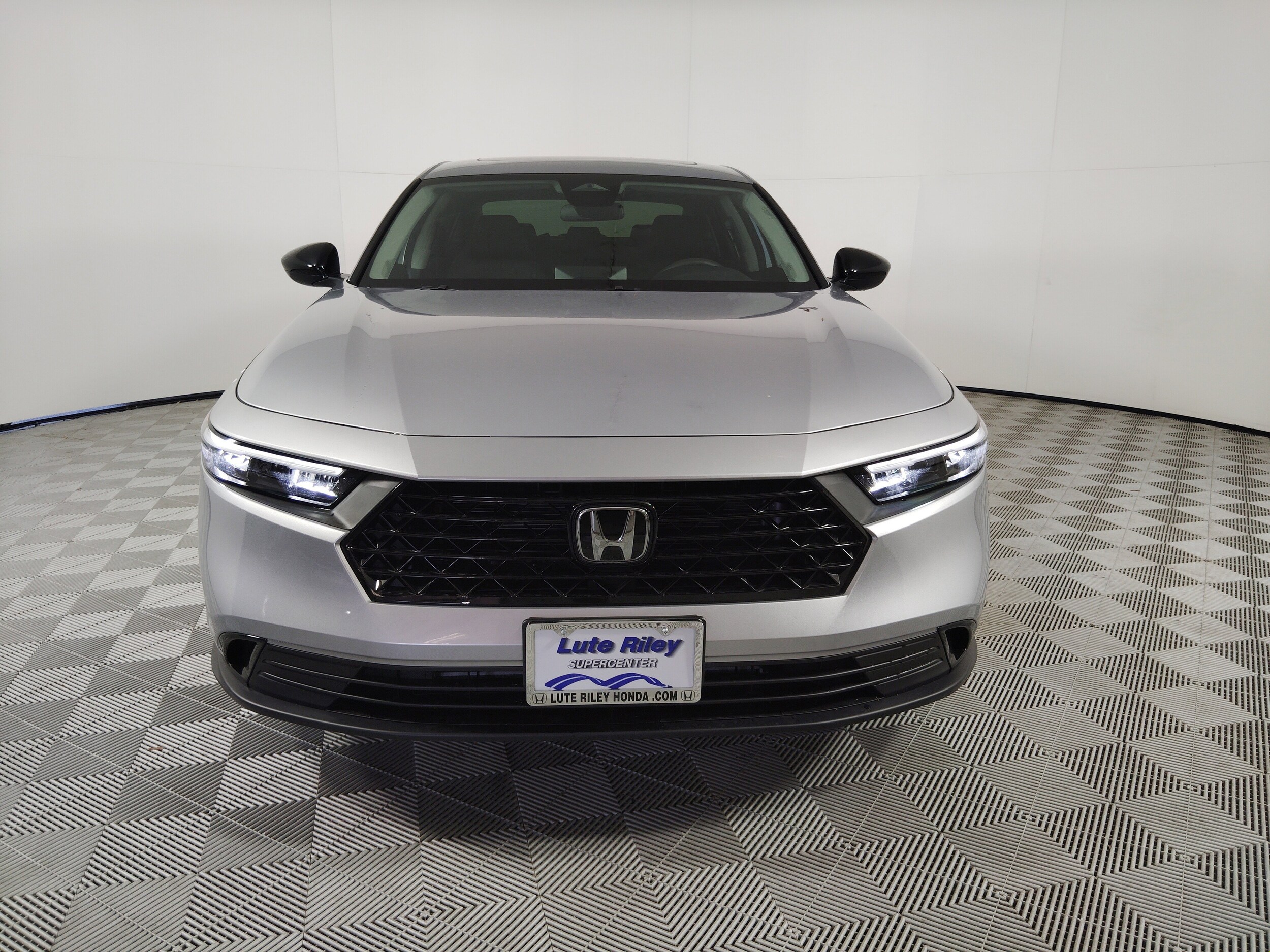 2025 Honda Accord SE photo 4