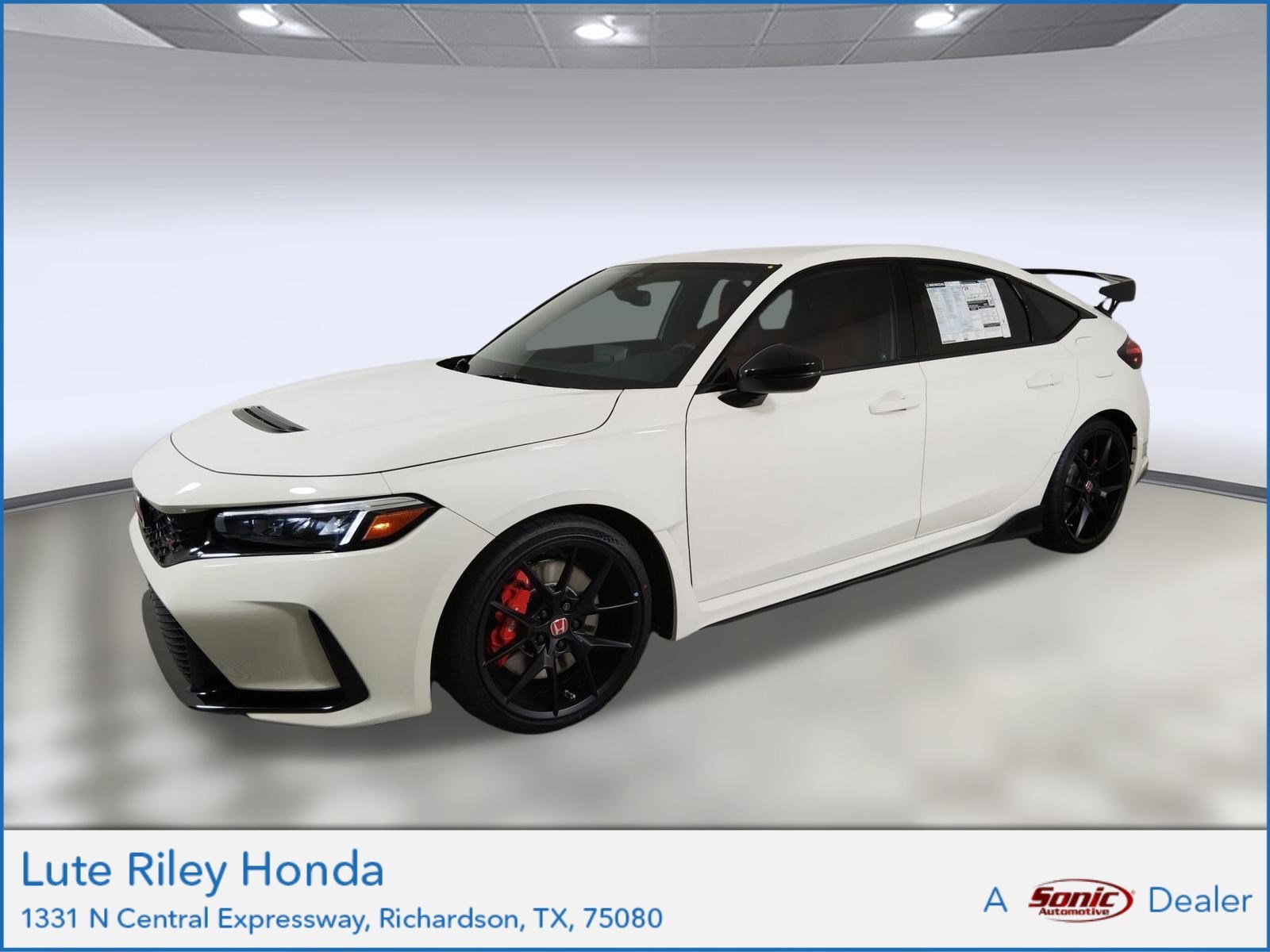 2025 Honda Civic Hatchback Type-R's photo