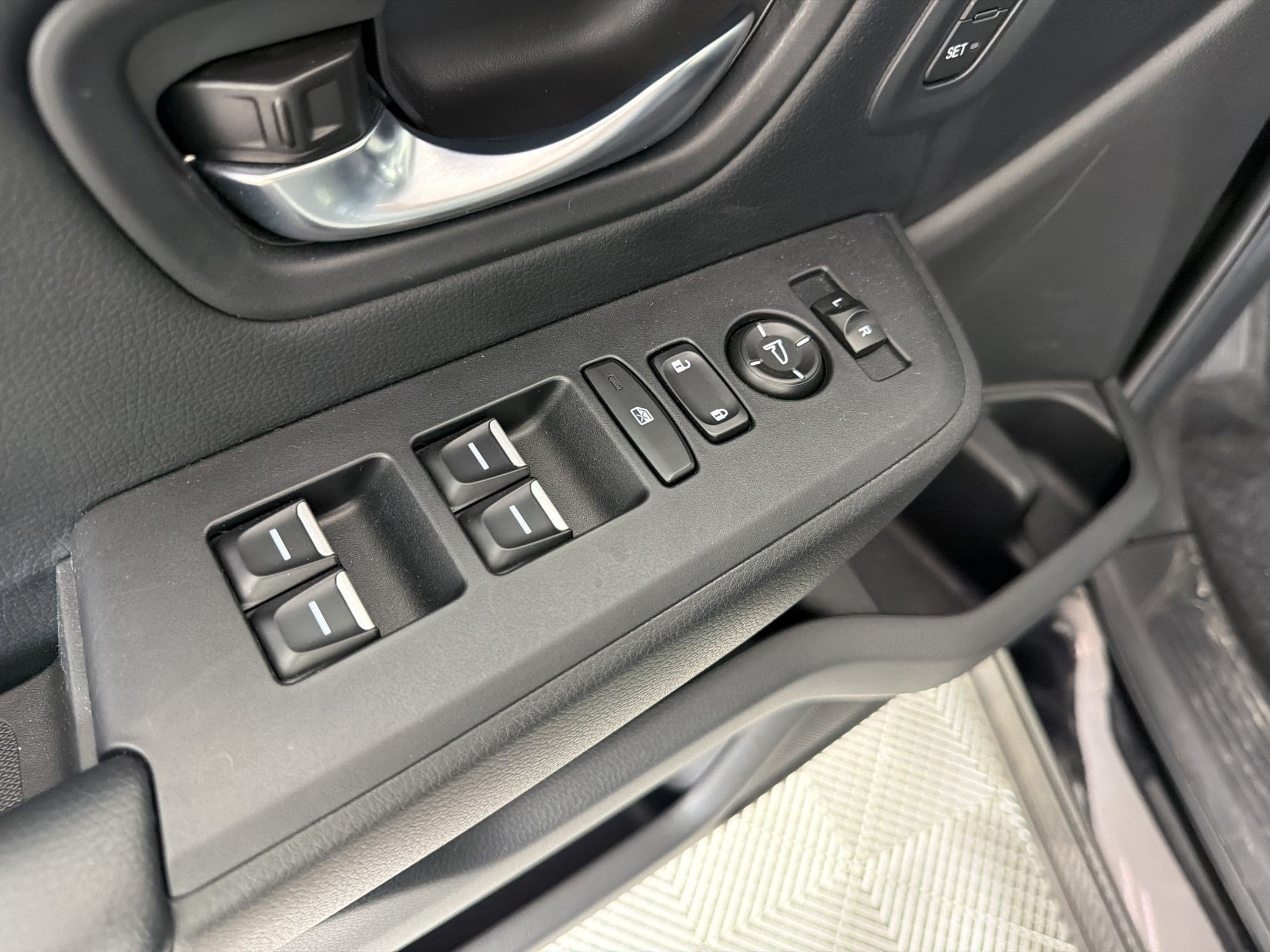 2023 Honda Pilot Touring - Photo 27