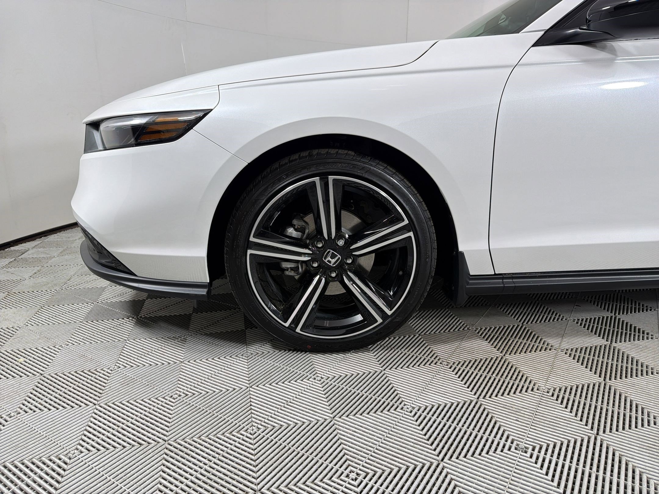2026 Honda Accord Hybrid Sport - Photo 12