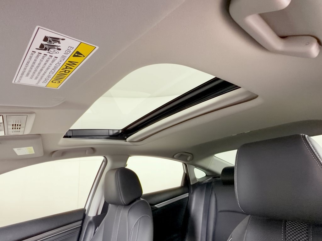 2019 Honda Civic Touring - Photo 27