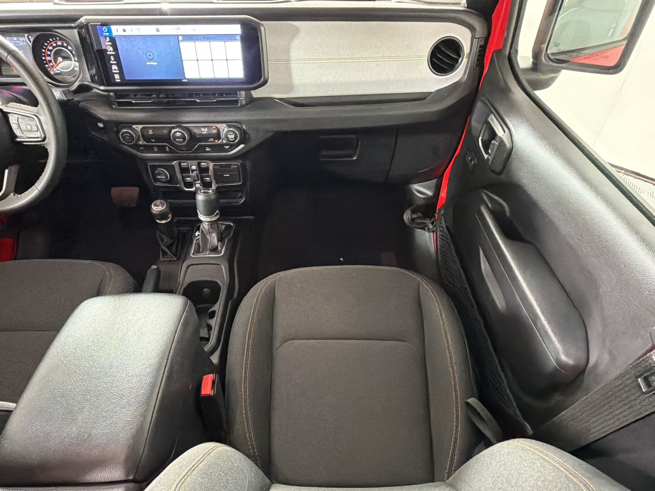 2025 Jeep Wrangler 4-Door Sport S - Photo 29