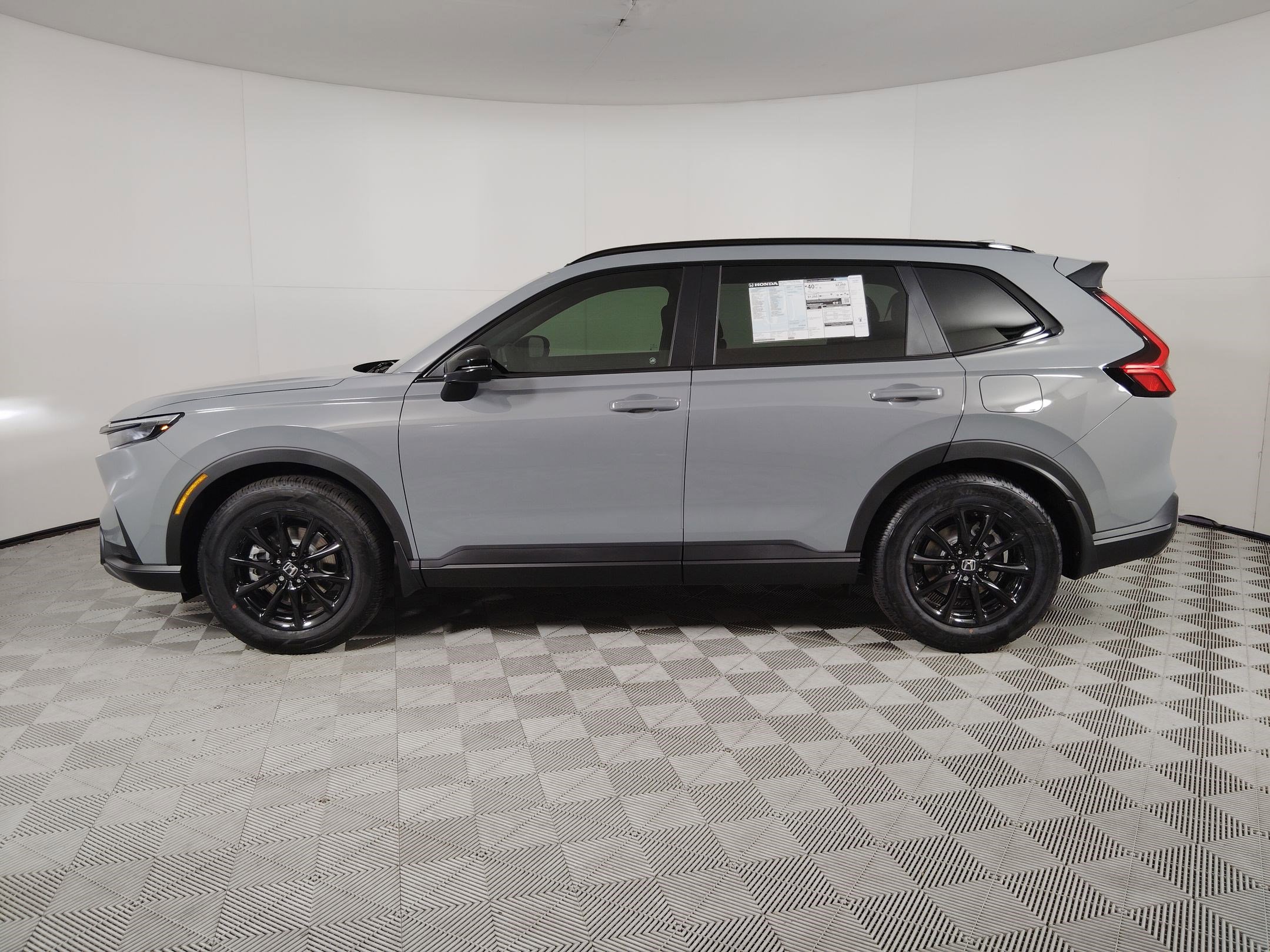 2026 Honda CR-V Hybrid Sport photo 2