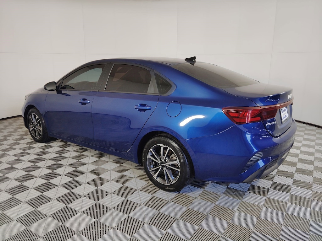 Used 2022 Kia Forte LXS Sedan