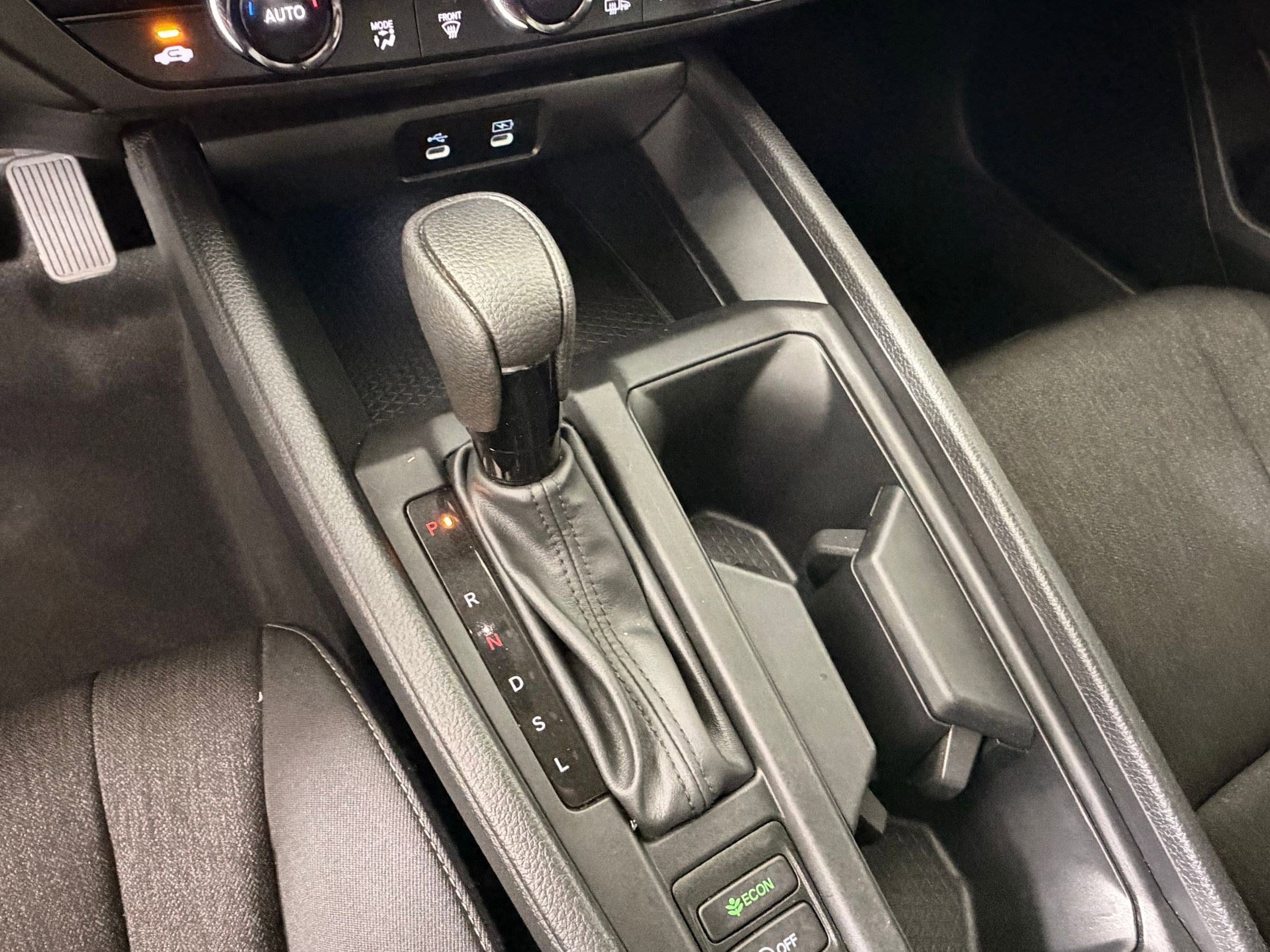 2025 Honda Accord SE - Photo 15