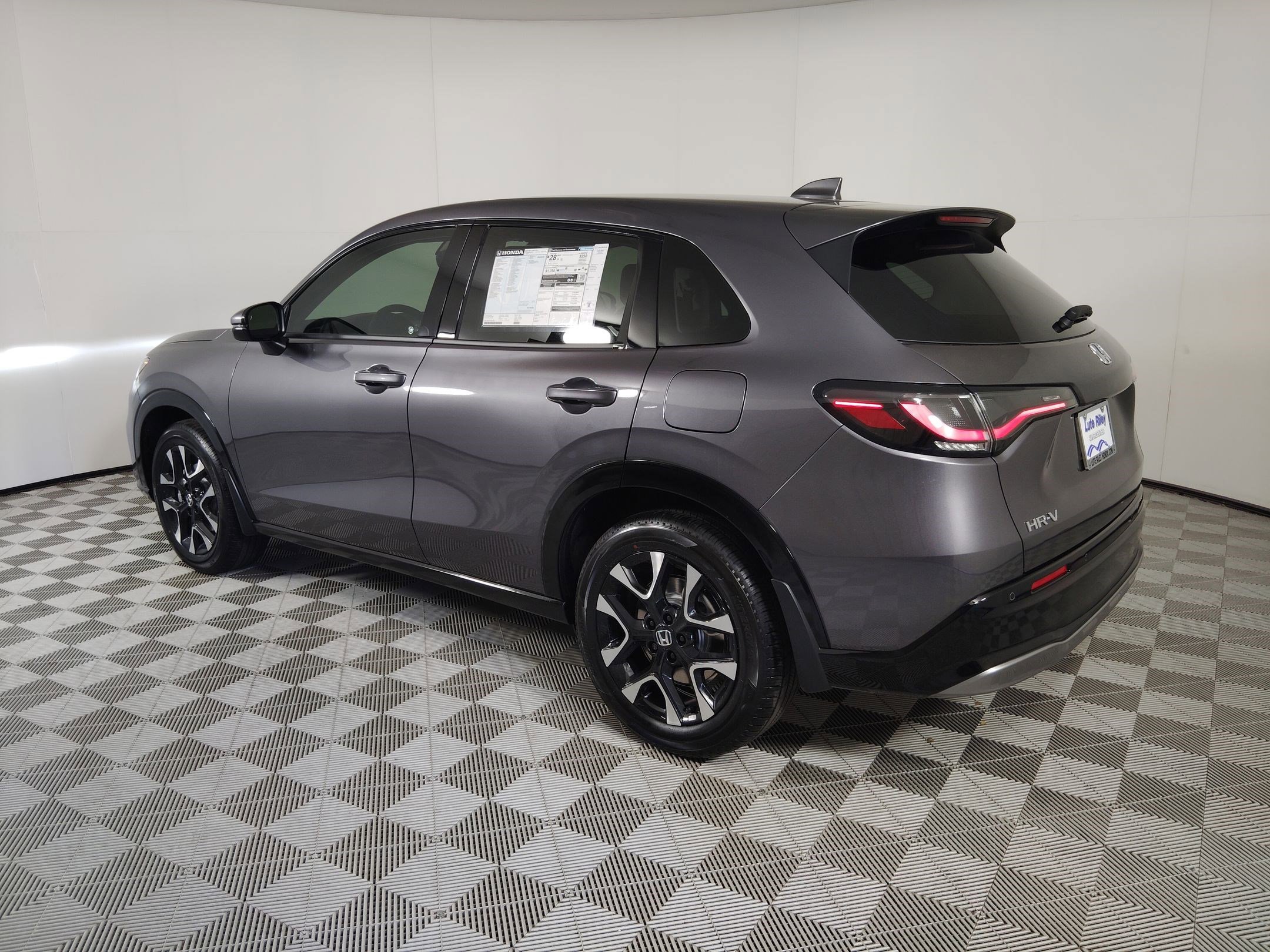 2026 Honda HR-V EX-L photo 3