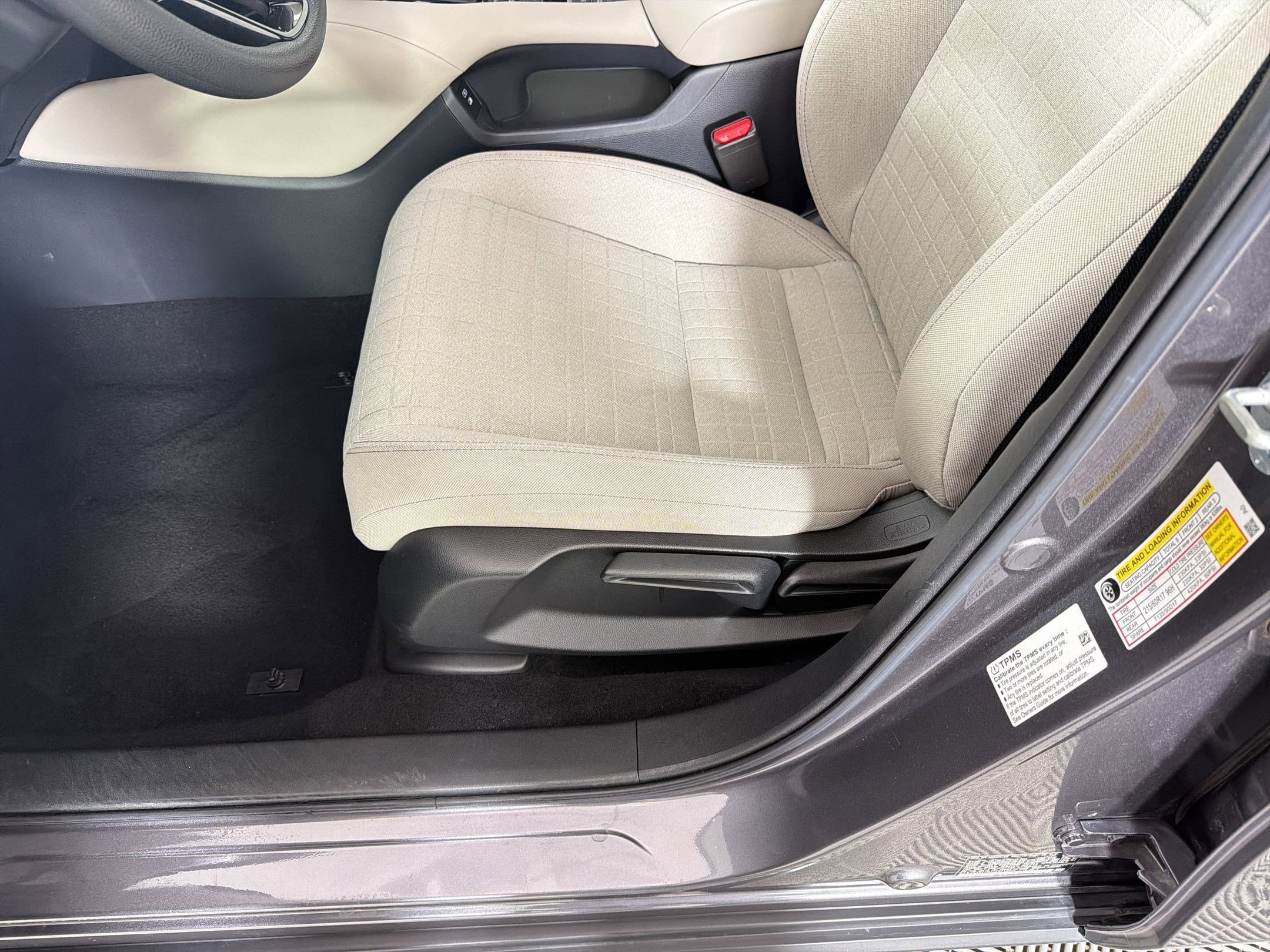 2025 Honda HR-V LX - Photo 14