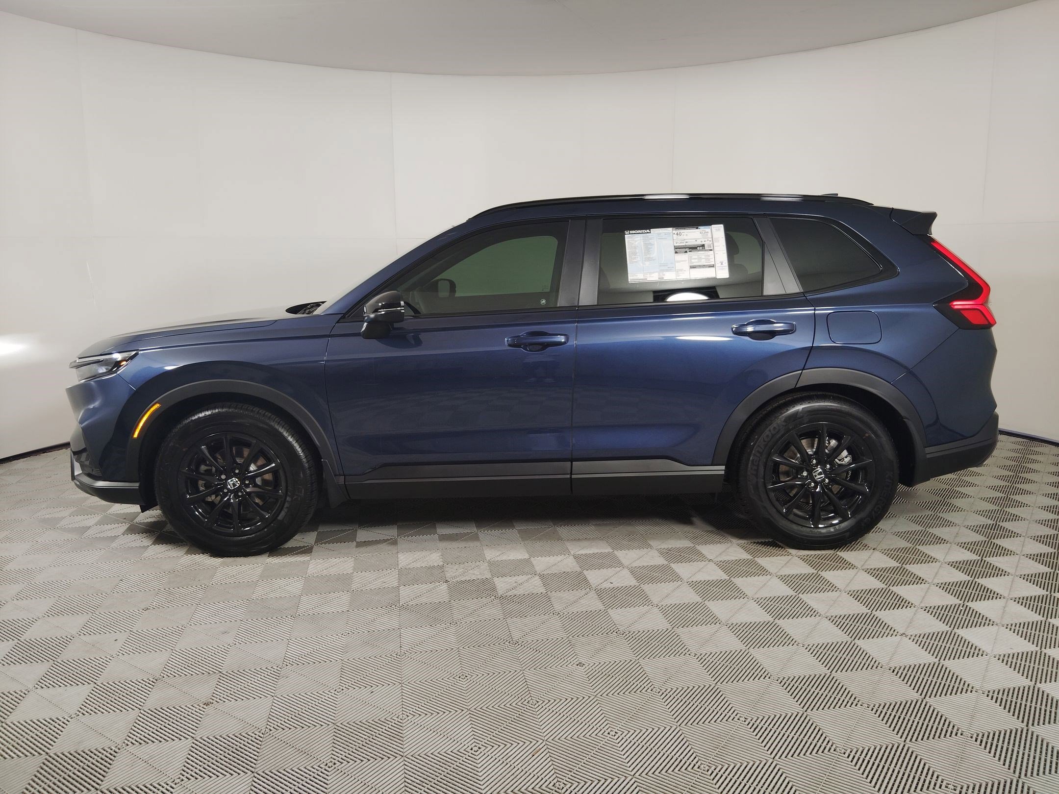 2026 Honda CR-V Hybrid Sport-L photo 2