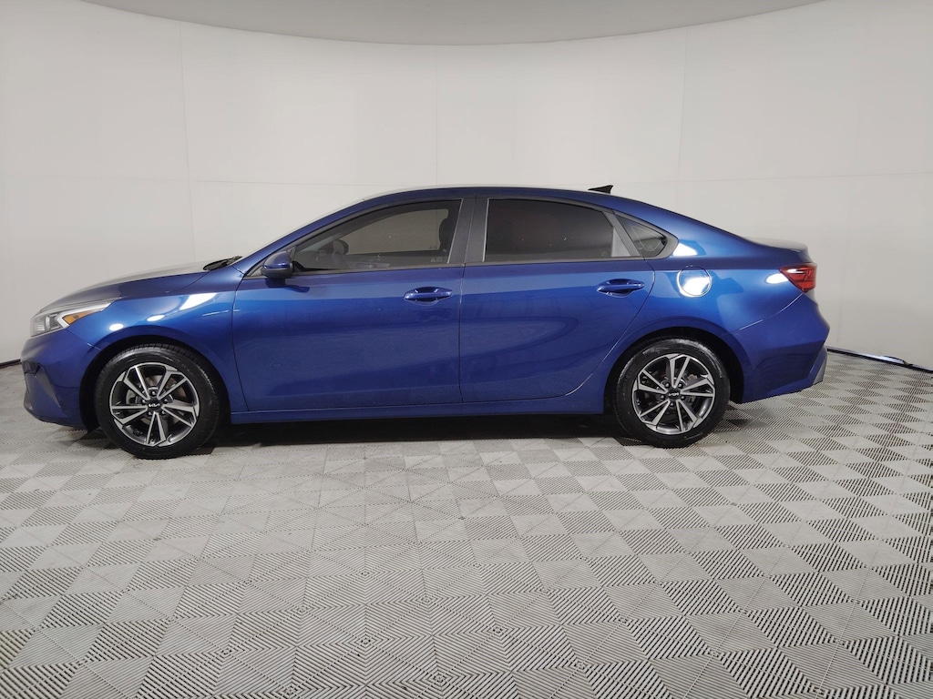 Used 2022 Kia Forte LXS Sedan
