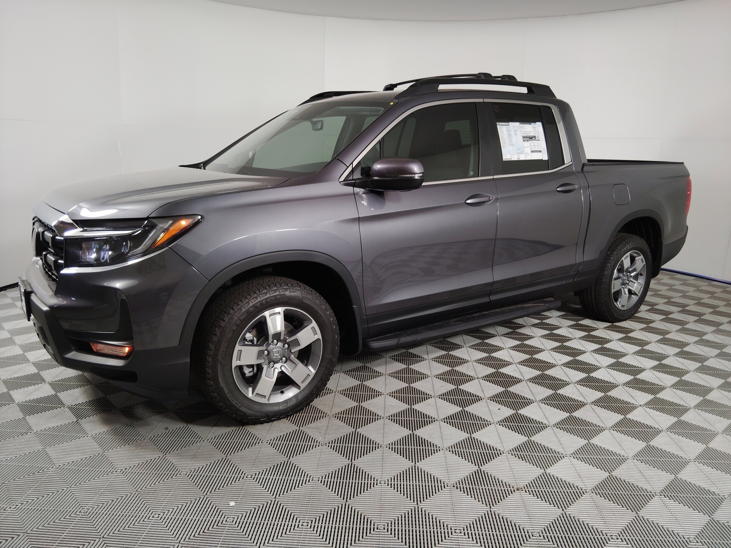 2025 Honda Ridgeline RTL photo 4