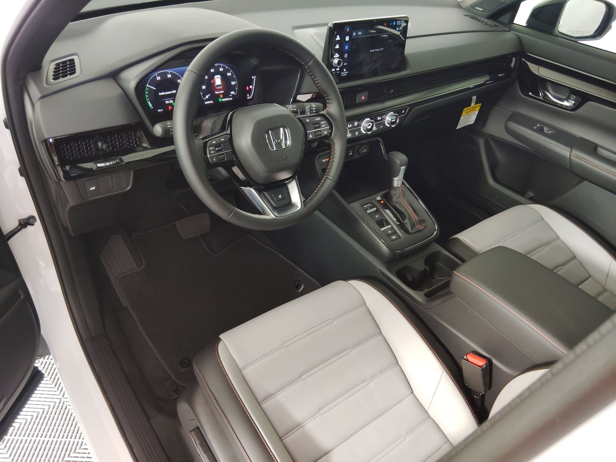 2026 Honda CR-V Hybrid Sport Touring photo 3