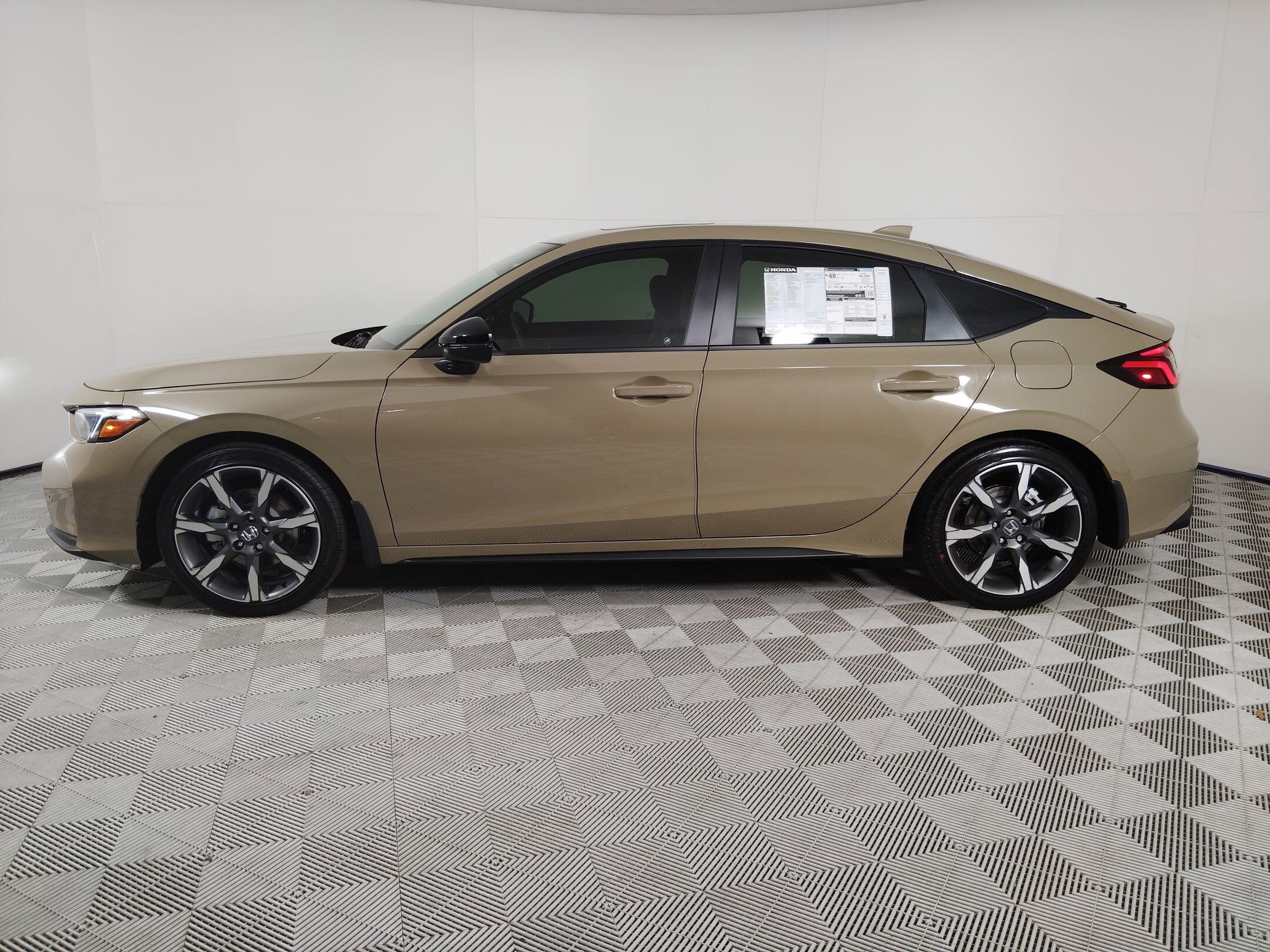 2026 Honda Civic Hybrid Sport Touring Hatchback photo 2
