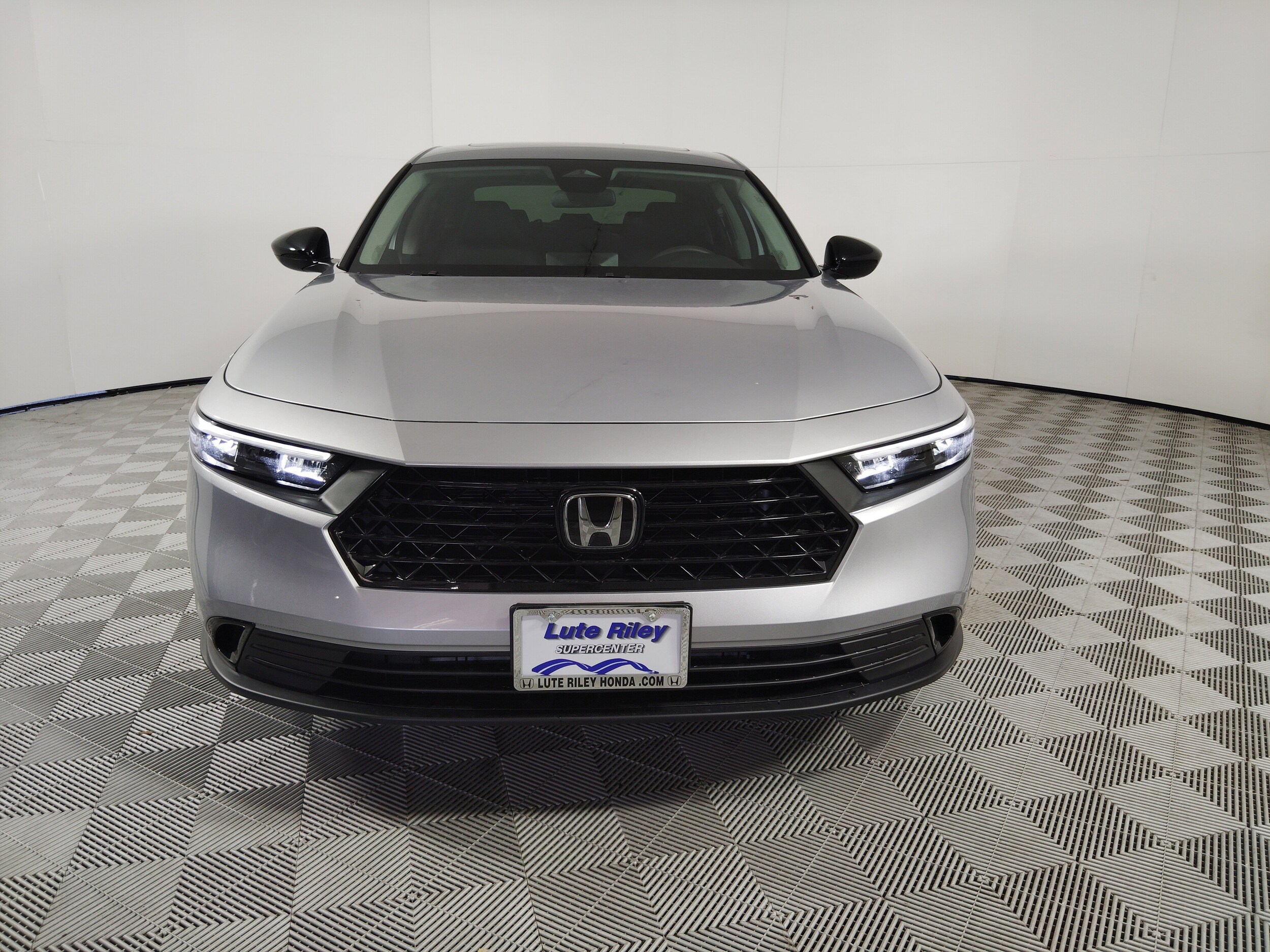 2025 Honda Accord SE photo 3