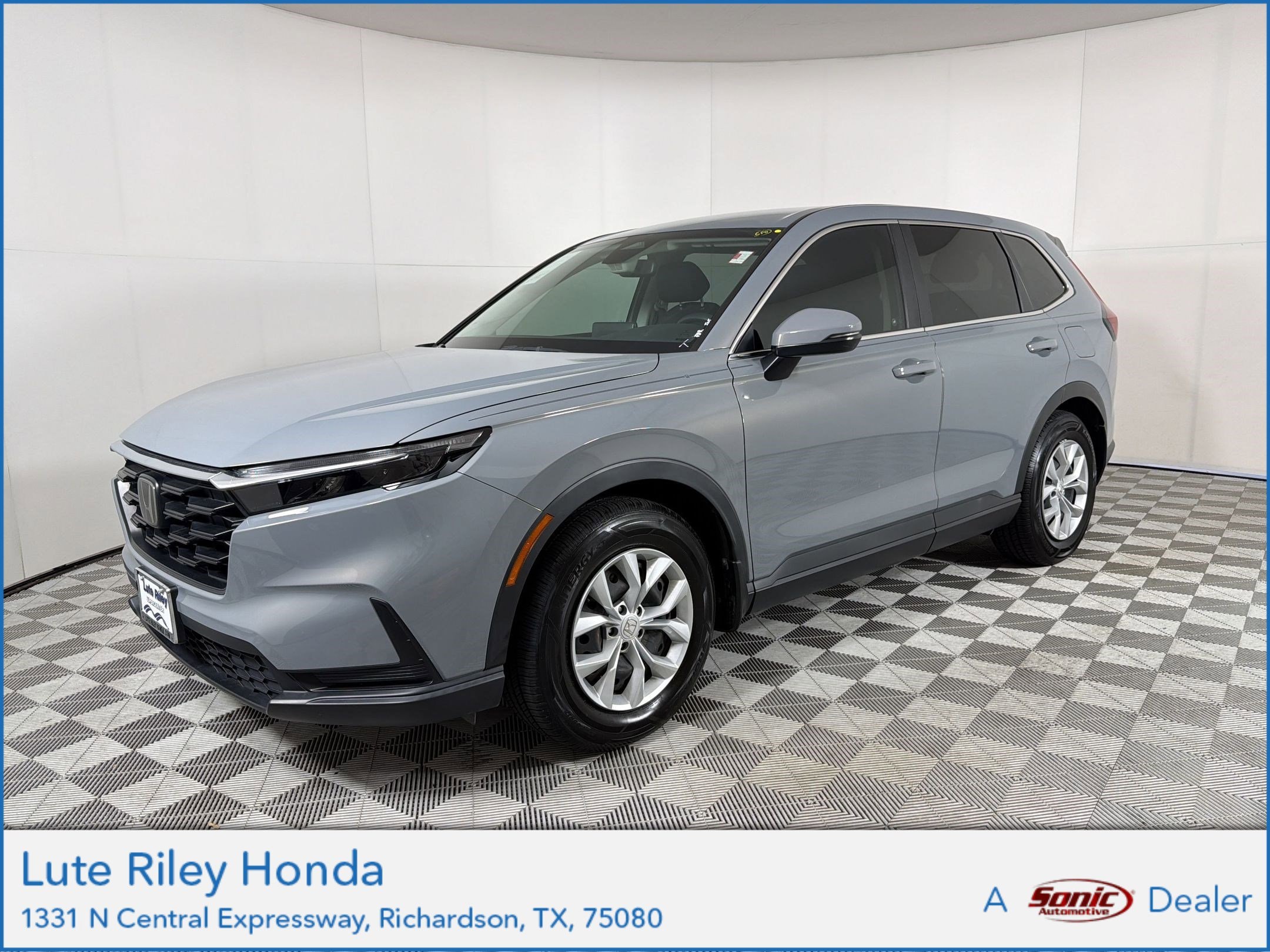 2023 Honda CR-V LX 2WD's photo