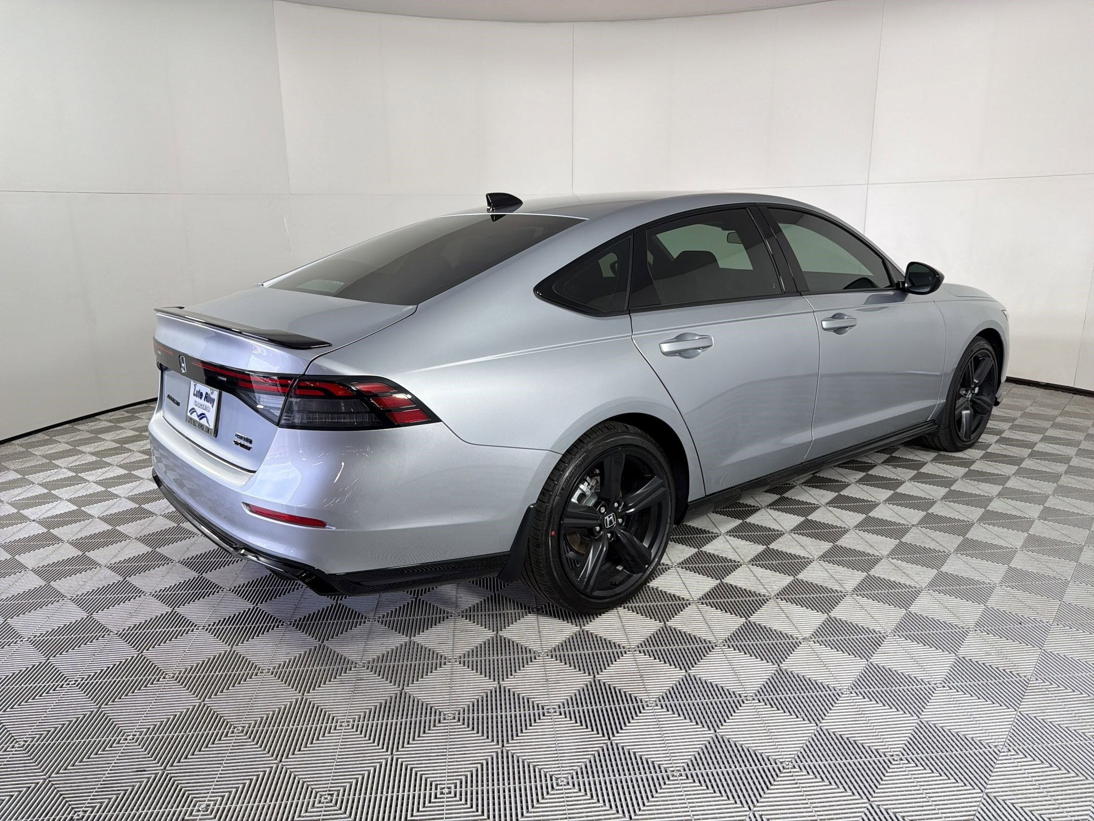 2026 Honda Accord Hybrid Sport-L - Photo 9